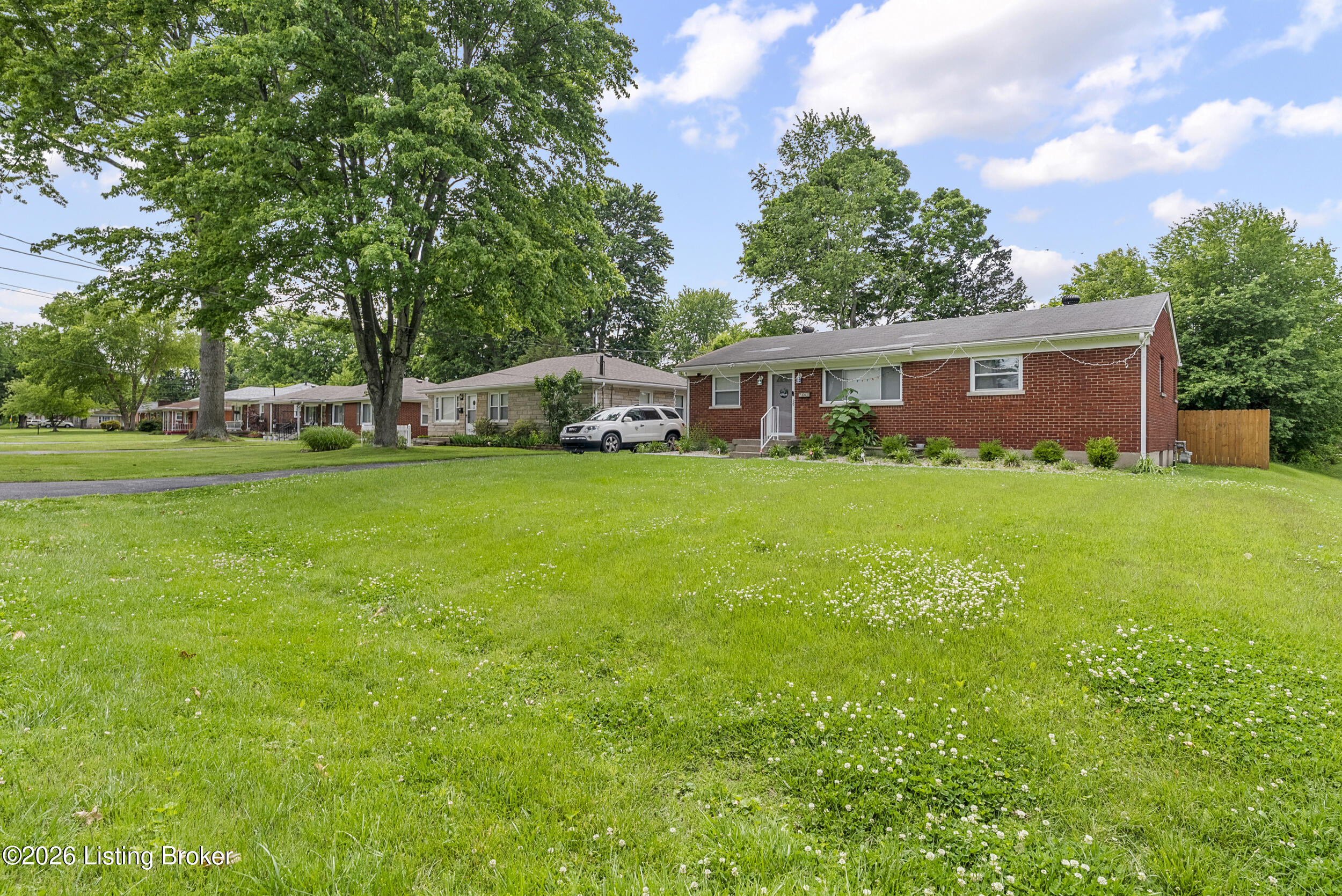 7802 Bluebonnet Rd Property Photo 5