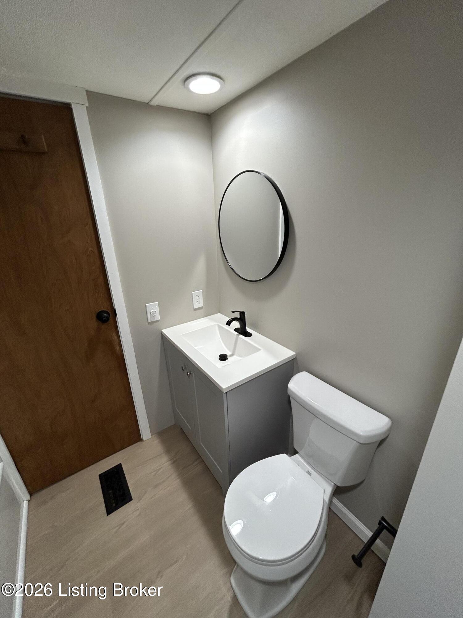 635 River Rd Property Photo 11