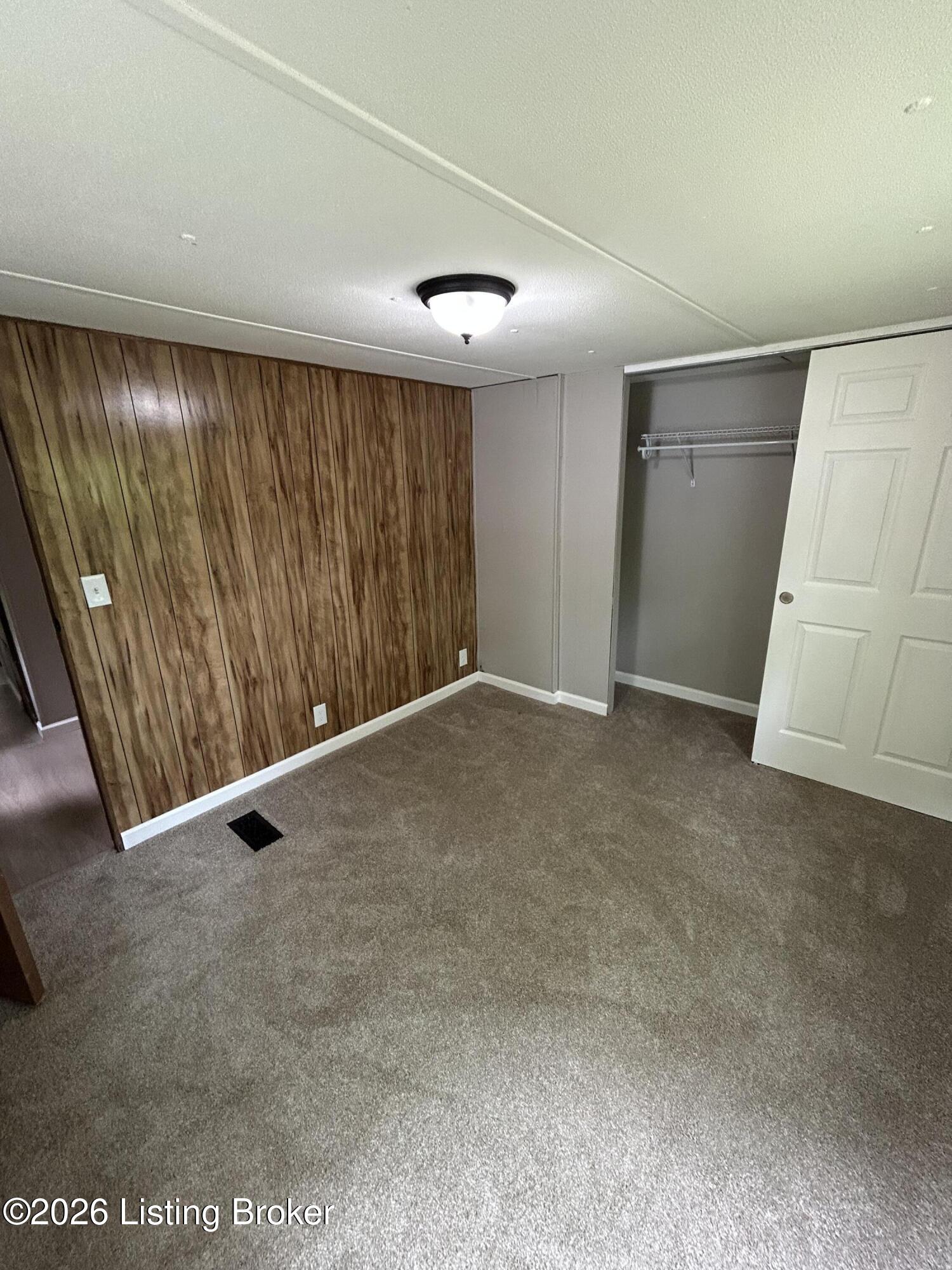 635 River Rd Property Photo 17