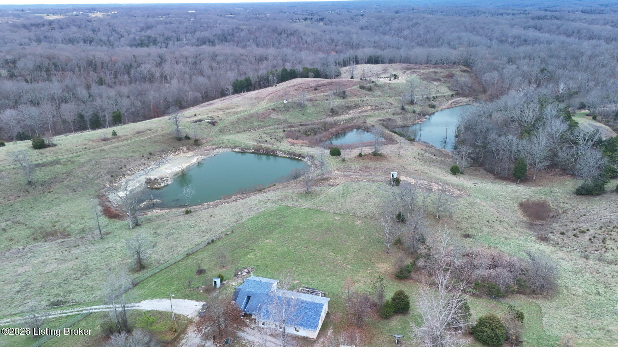 6687 Woods Pike Property Photo 1