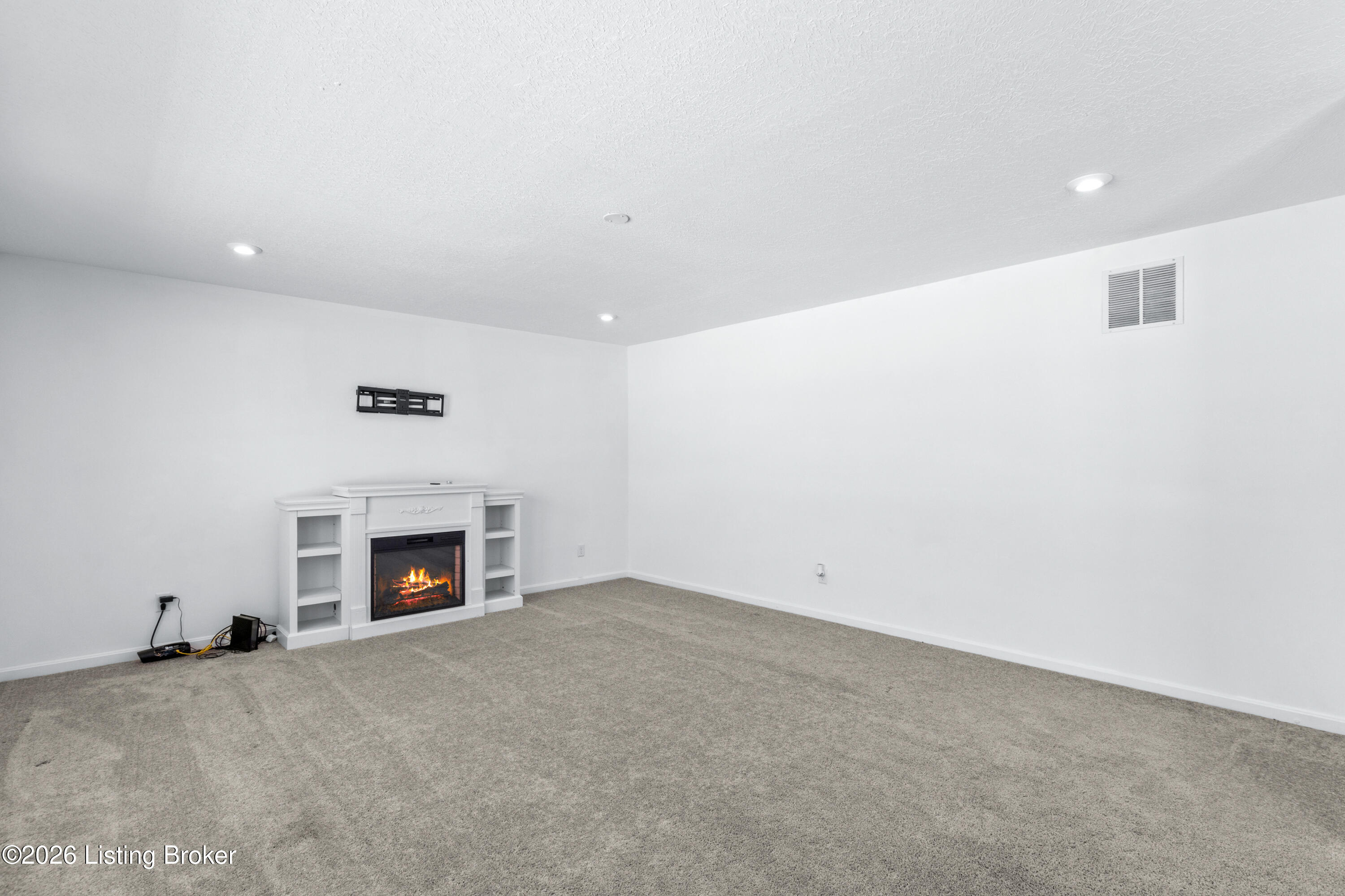 149 Mountain Stone Ct Property Photo 24