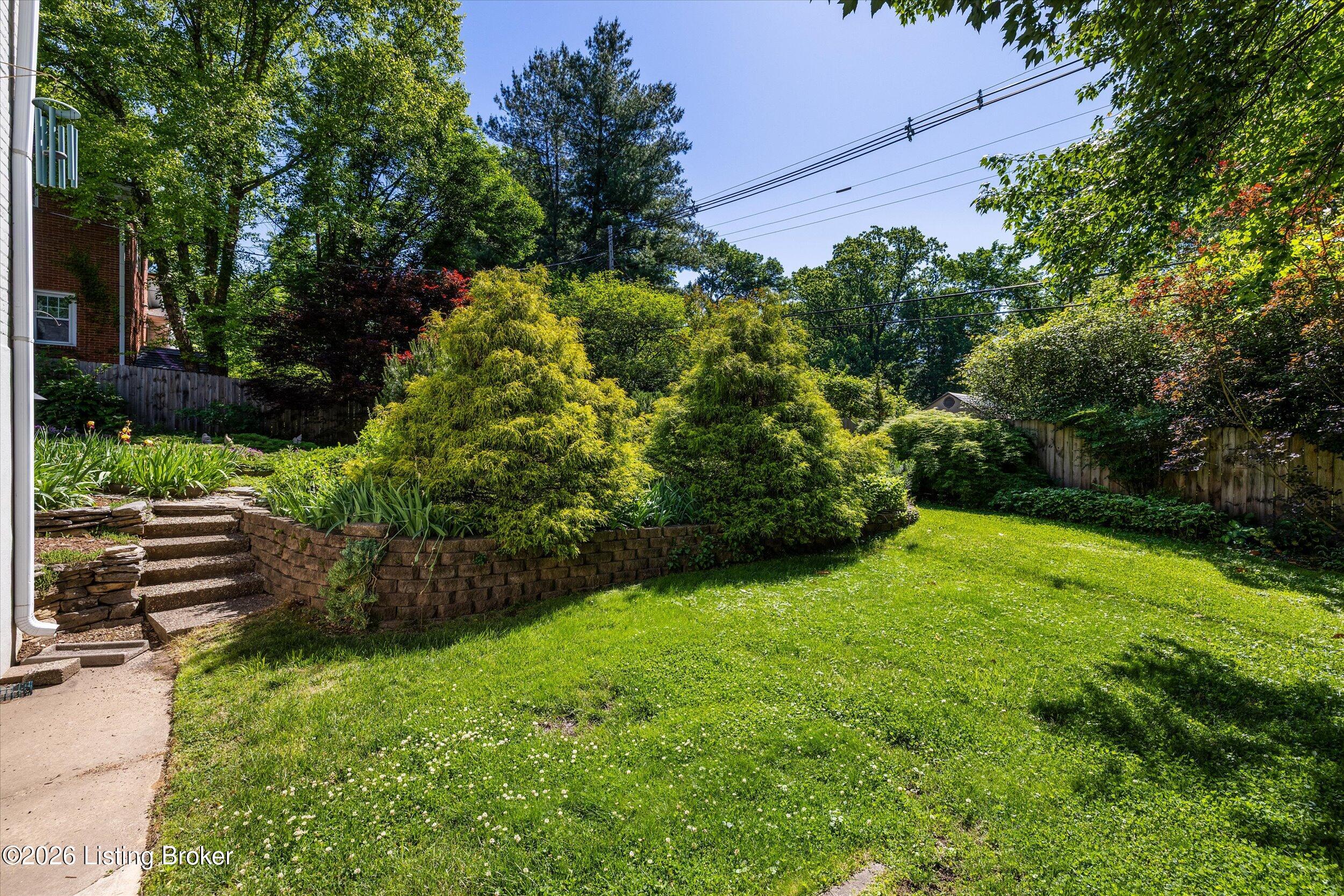 2020 Winston Ave Property Photo 56