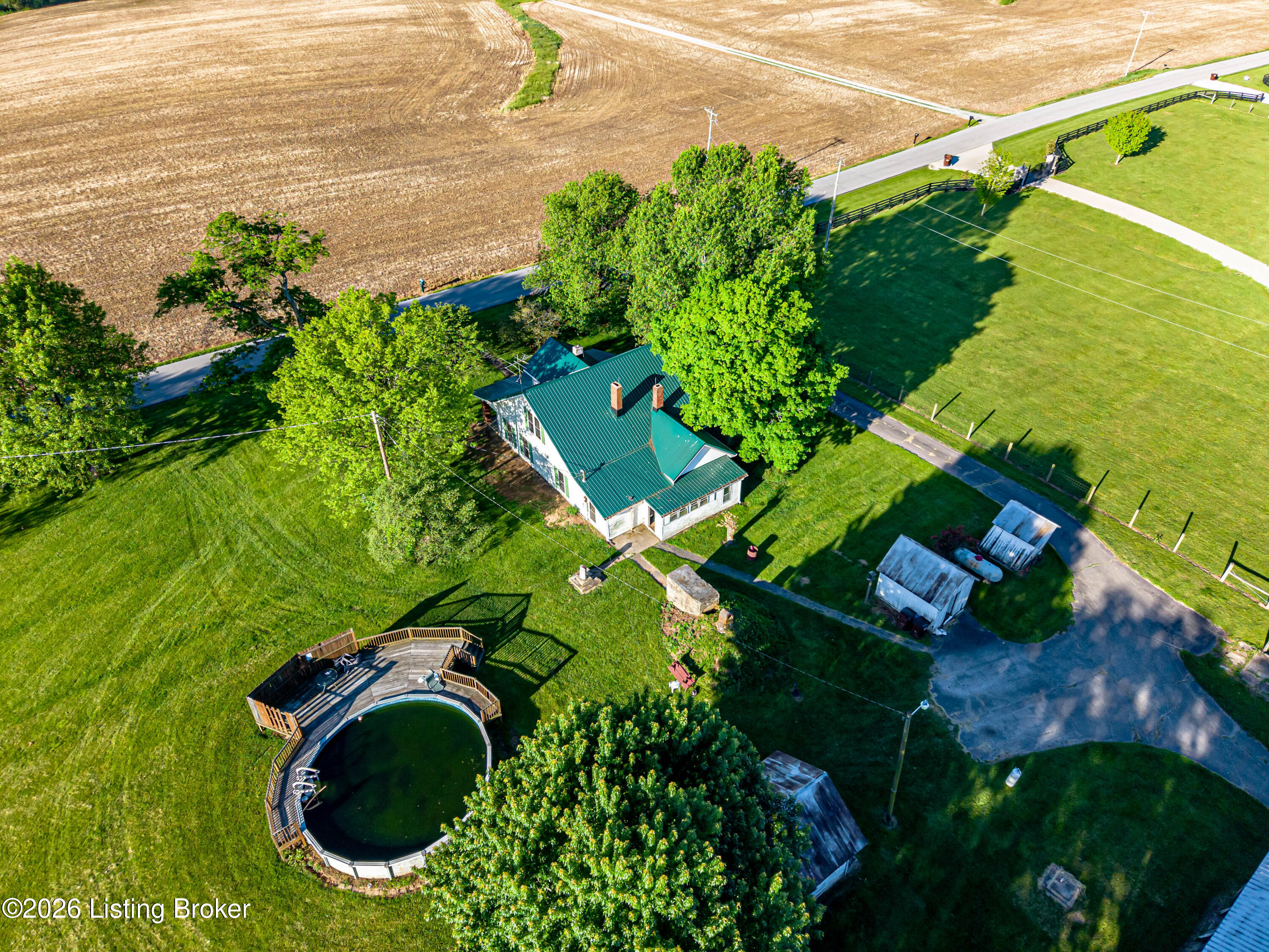 546 Banta Ln Property Photo 11