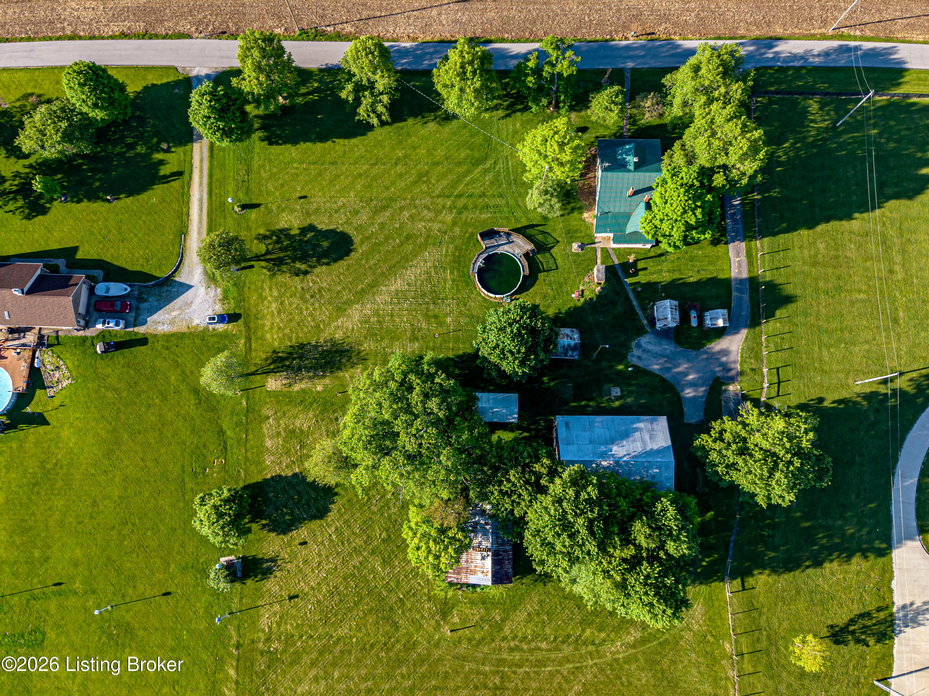 546 Banta Ln Property Photo 18