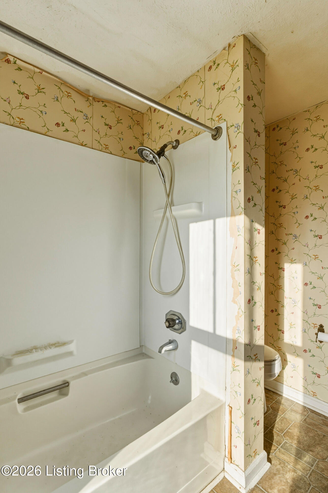 546 Banta Ln Property Photo 36