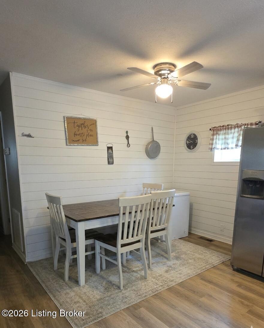 202 Saint Thomas Ct Property Photo 7