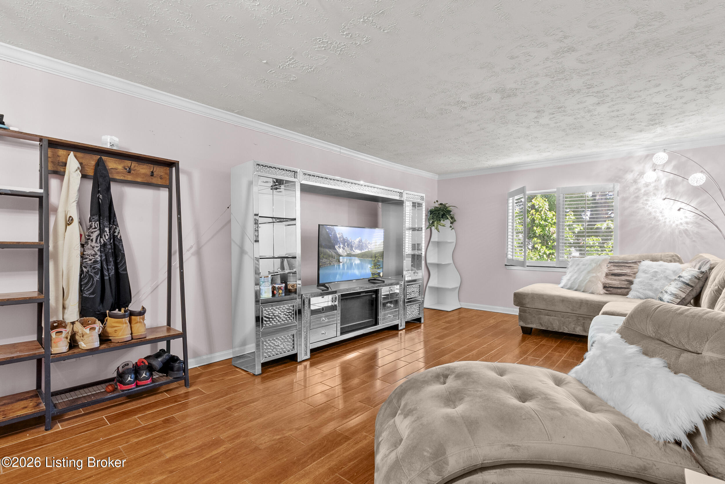 4825 Sherburn Ln 307-b Property Photo 5