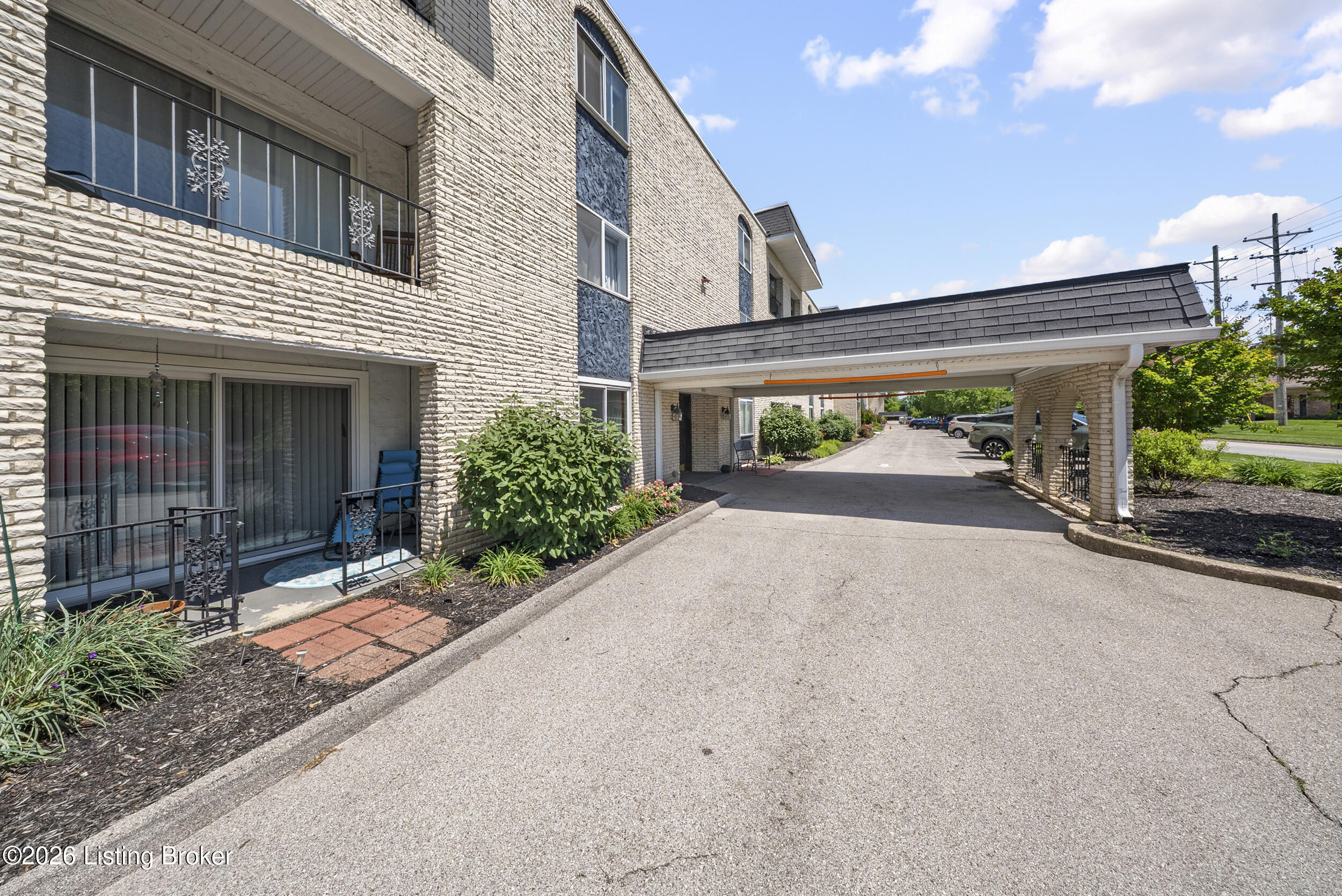 4825 Sherburn Ln 307-b Property Photo 24