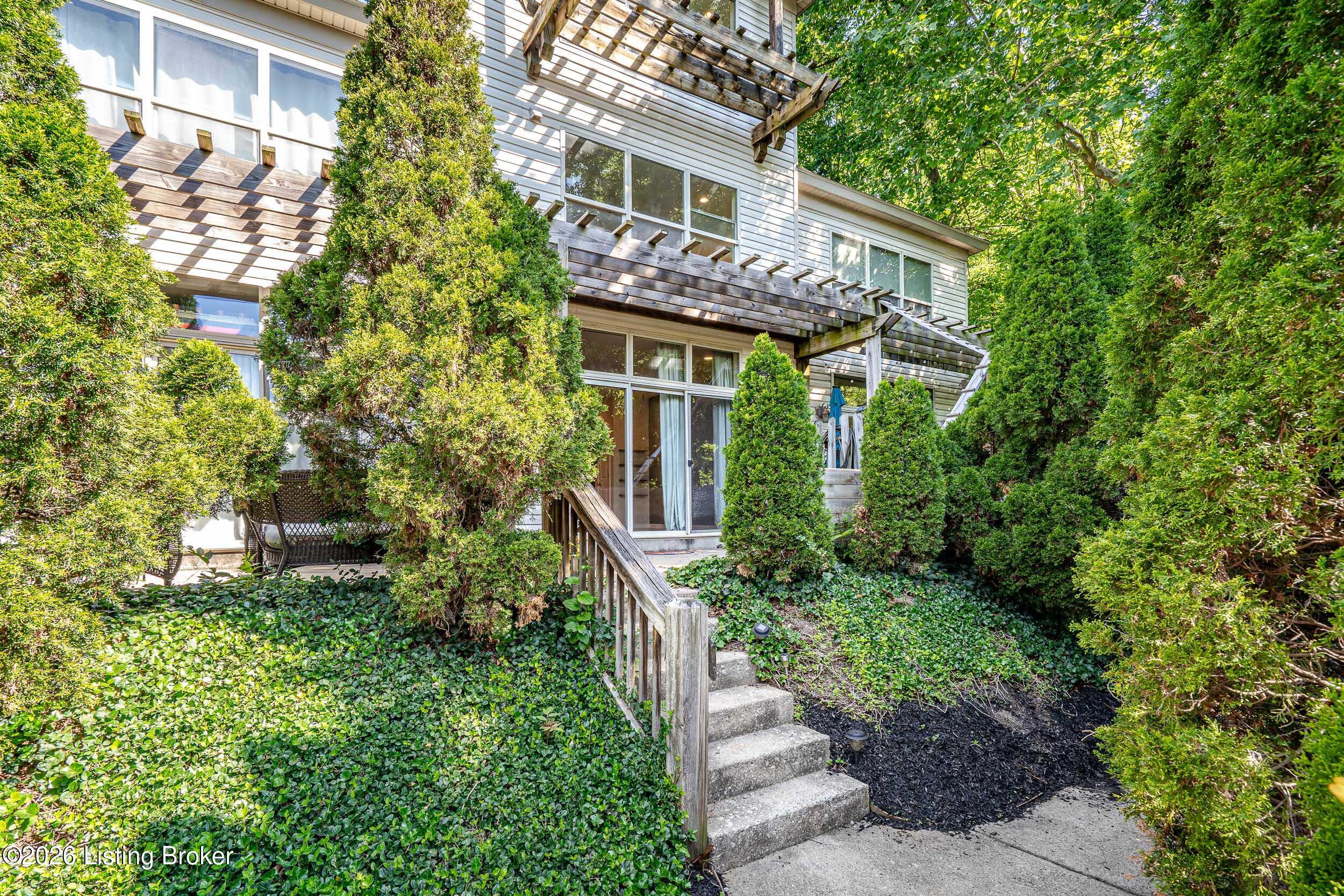 355 Kenilworth Rd Property Photo 12