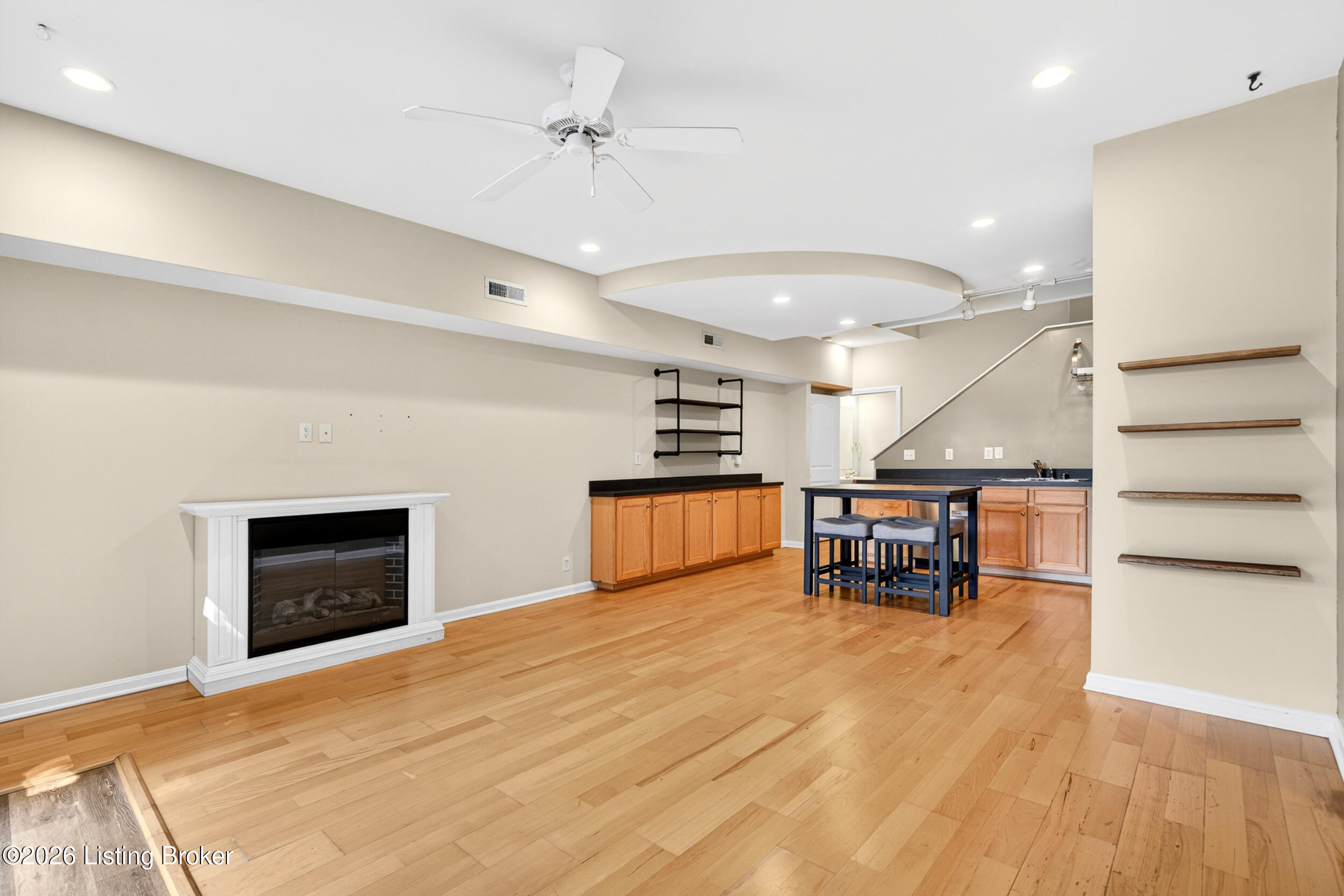 355 Kenilworth Rd Property Photo 13