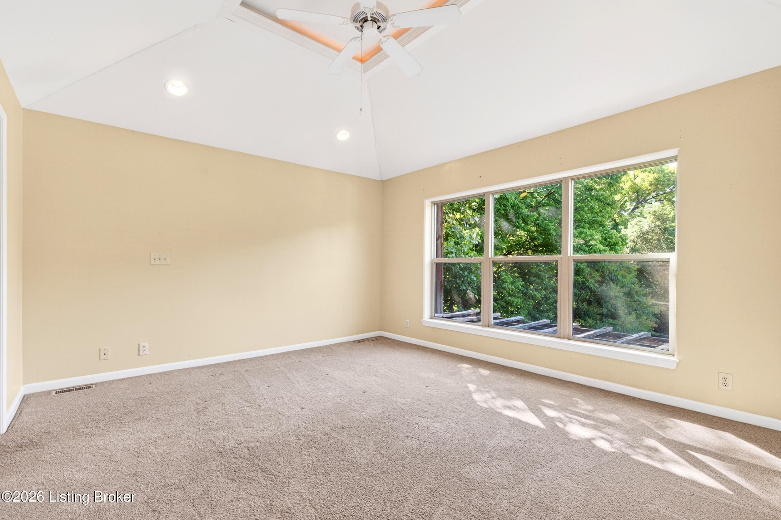 355 Kenilworth Rd Property Photo 19