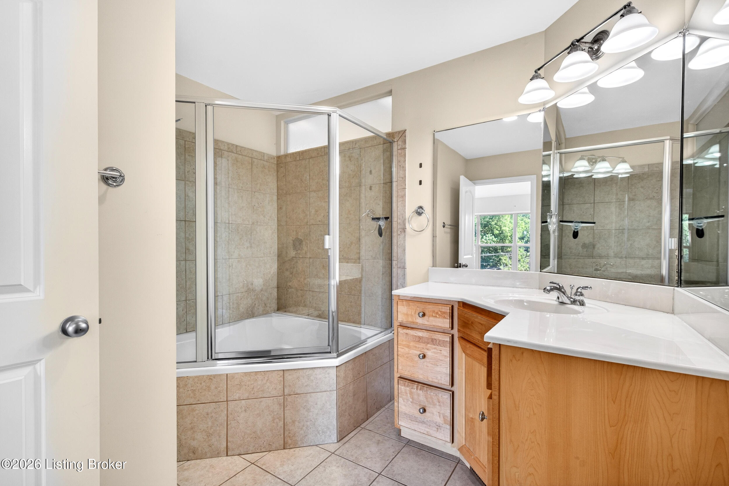 355 Kenilworth Rd Property Photo 25