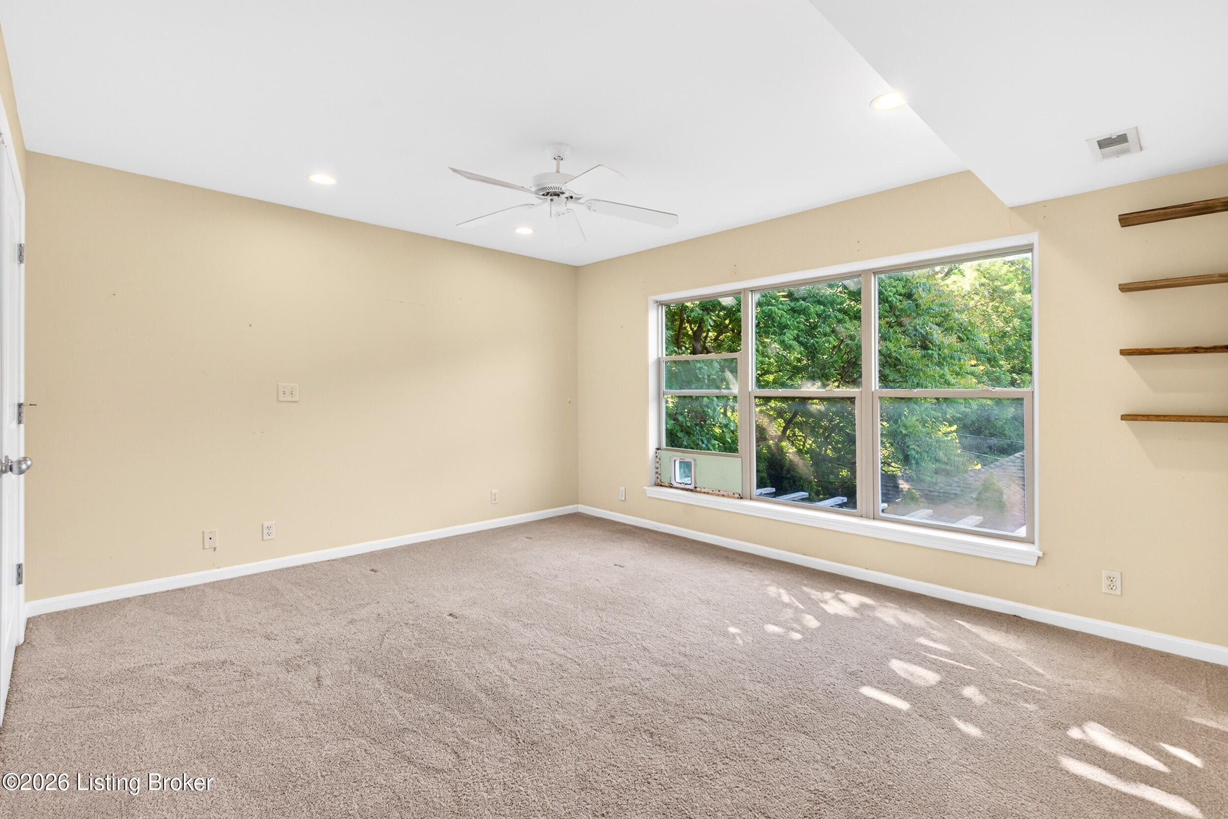 355 Kenilworth Rd Property Photo 28