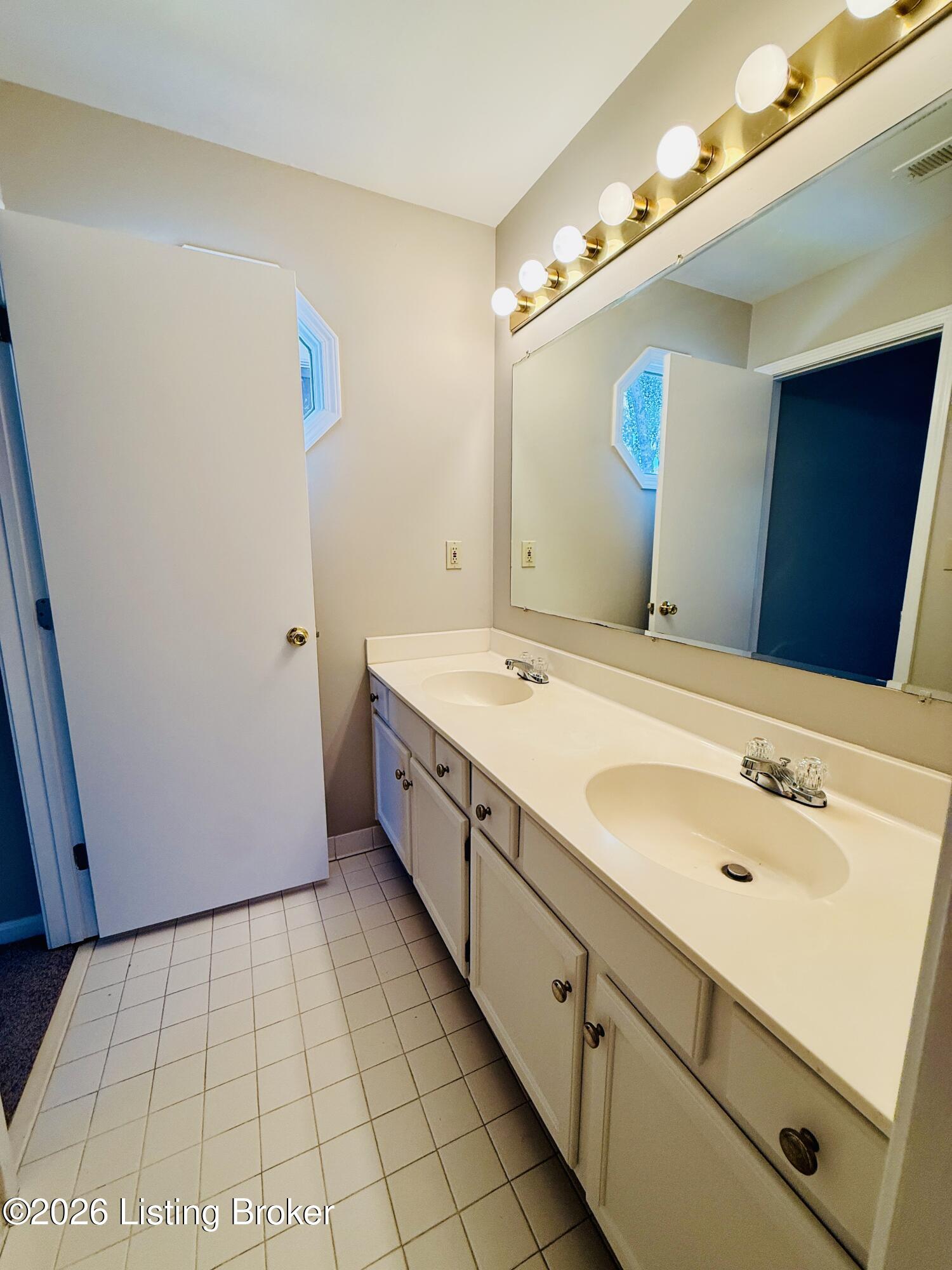 3208 Brightside Ct Property Photo 14