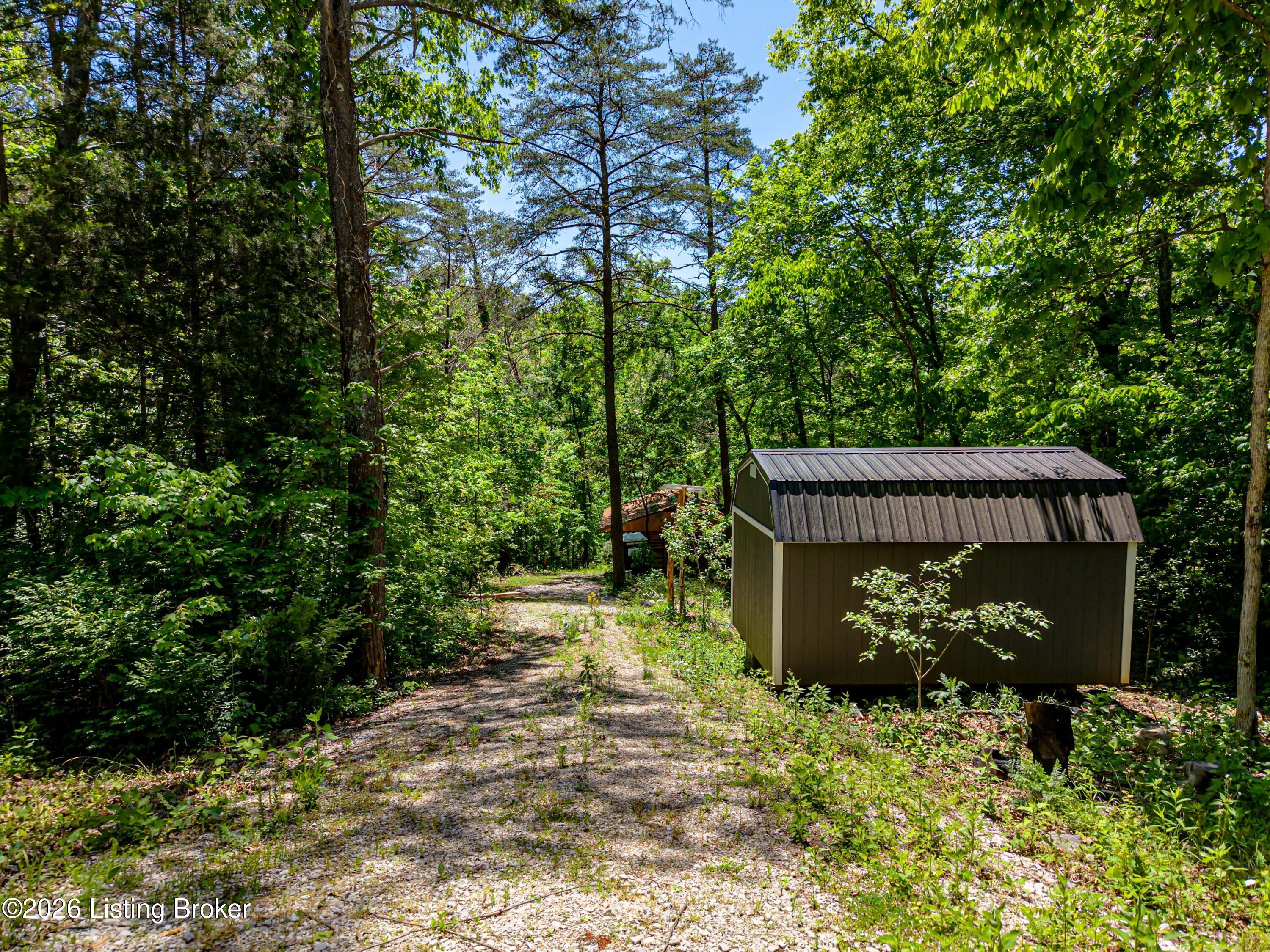 873 Pine Haven Rd Property Photo 2
