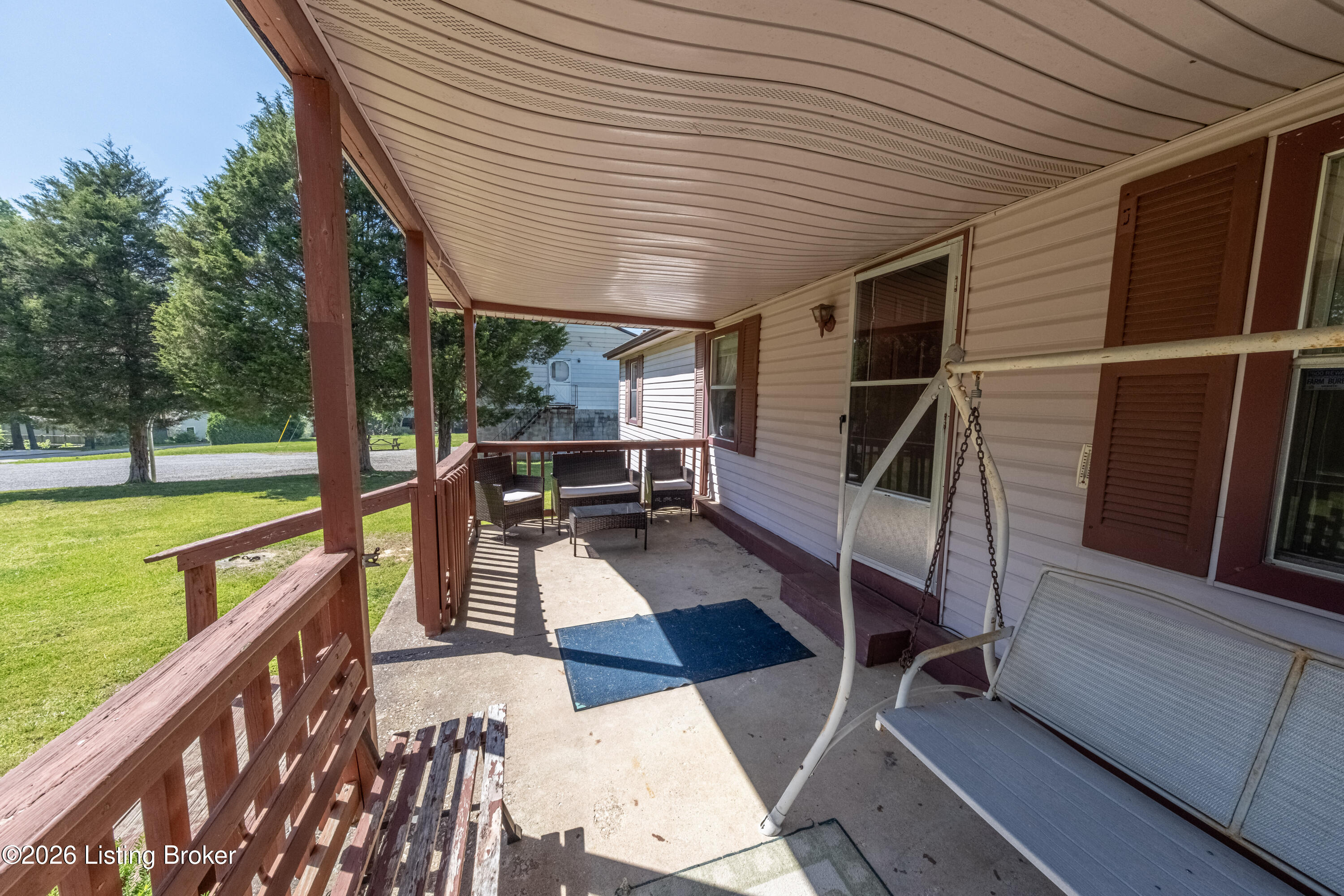 114 W Holiday Beach Loop Property Photo 5