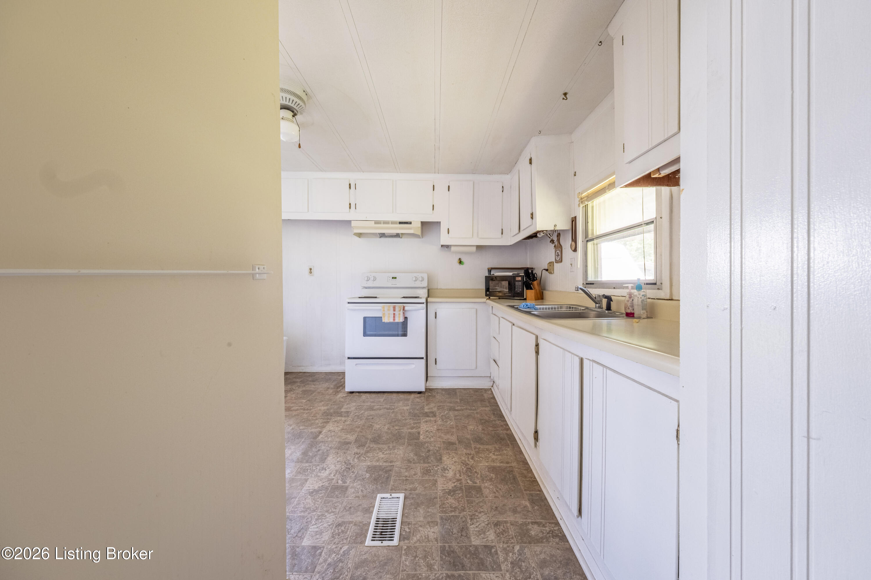 114 W Holiday Beach Loop Property Photo 11