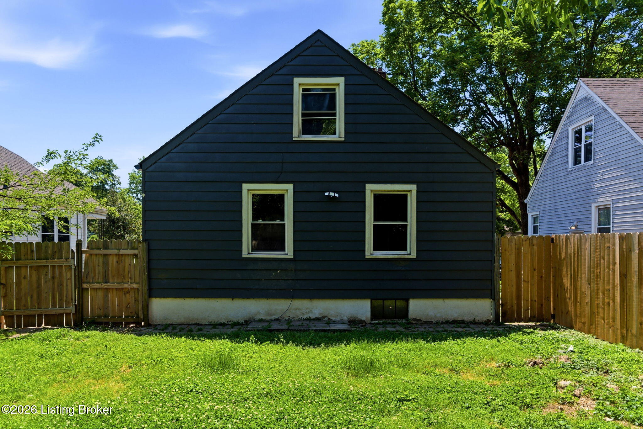 1403 Mccoy Ave Property Photo 4