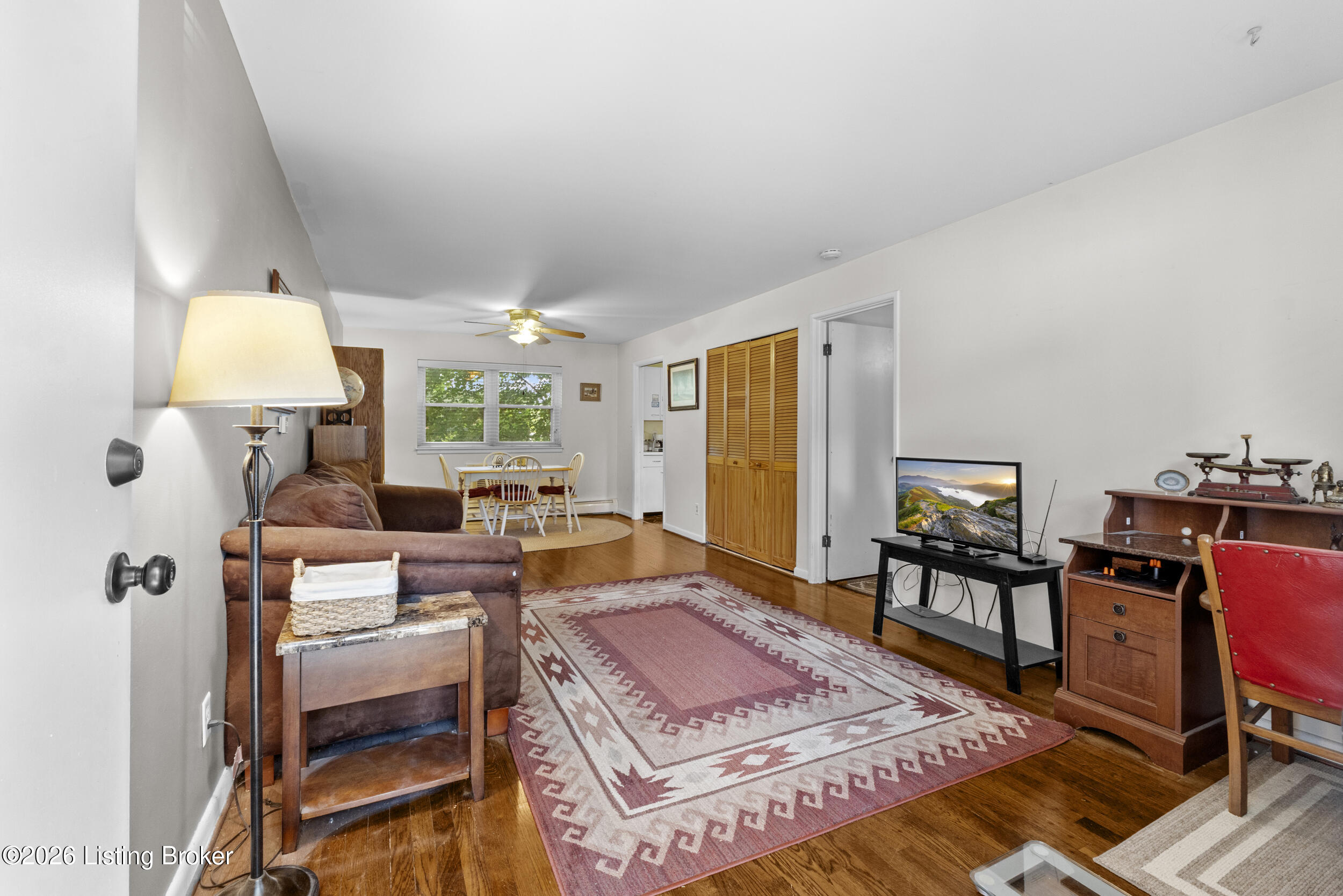 198 Crescent Ave Apt 6 Property Photo 3