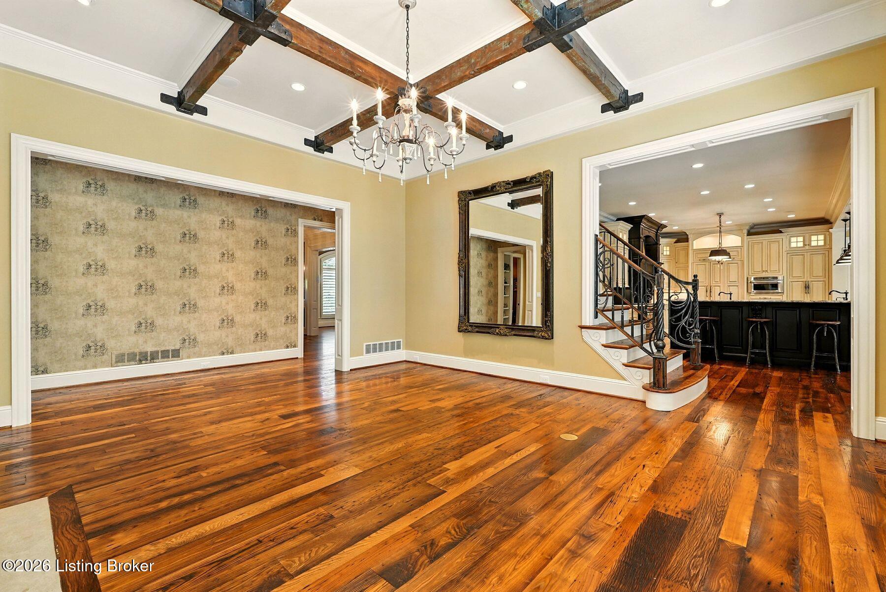 5402 Farm Ridge Ln Property Photo 8