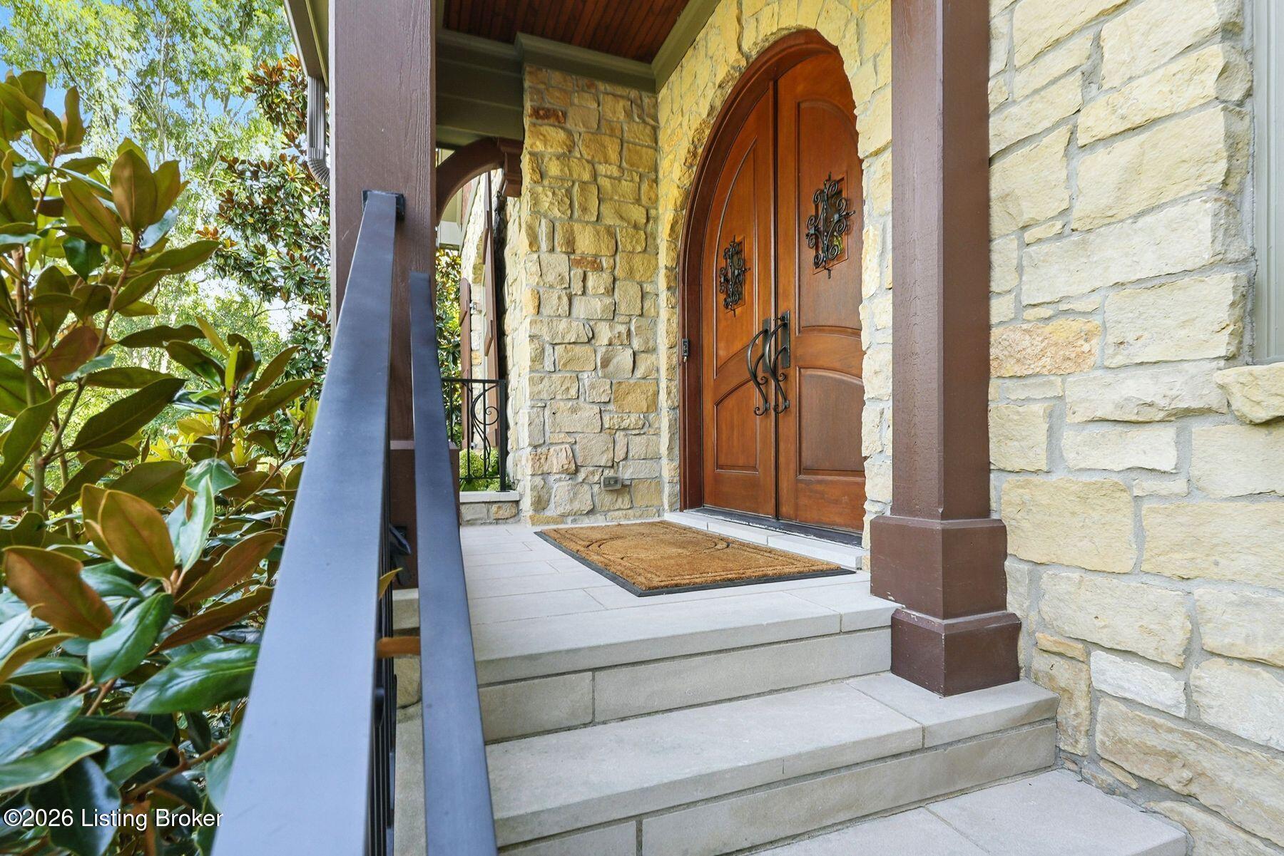 5402 Farm Ridge Ln Property Photo 10