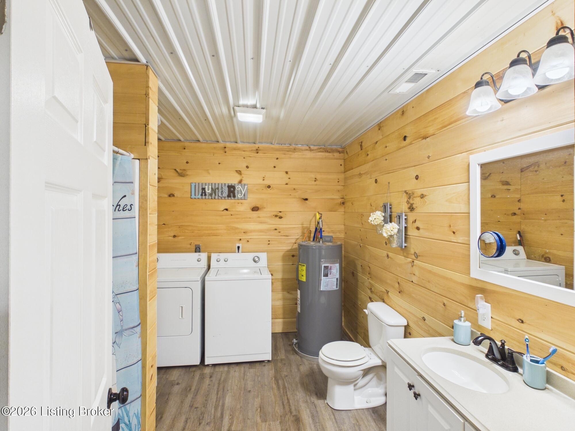 1520 Ambassador Loop Property Photo 24