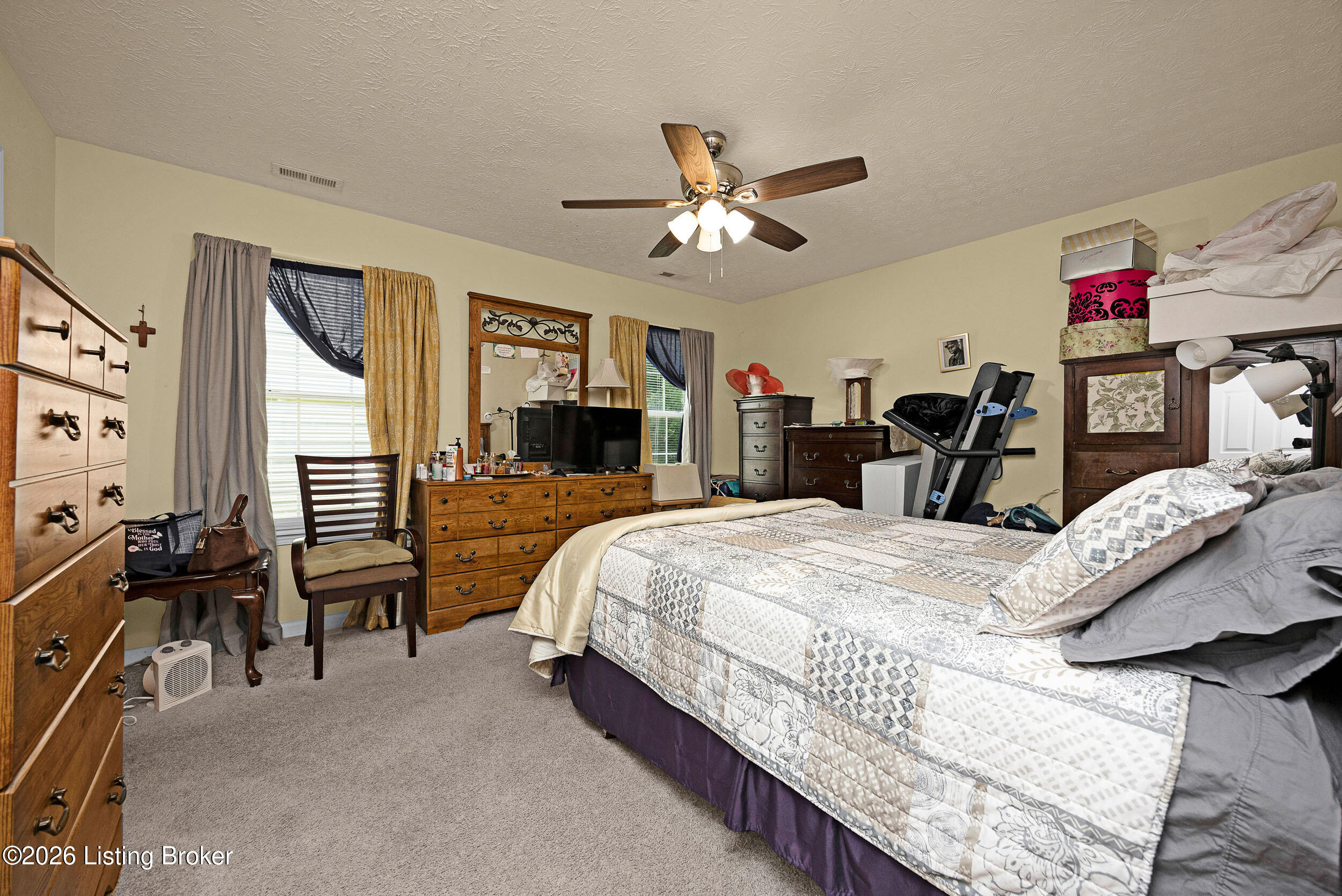 6227 Valley Forest Dr Property Photo 14