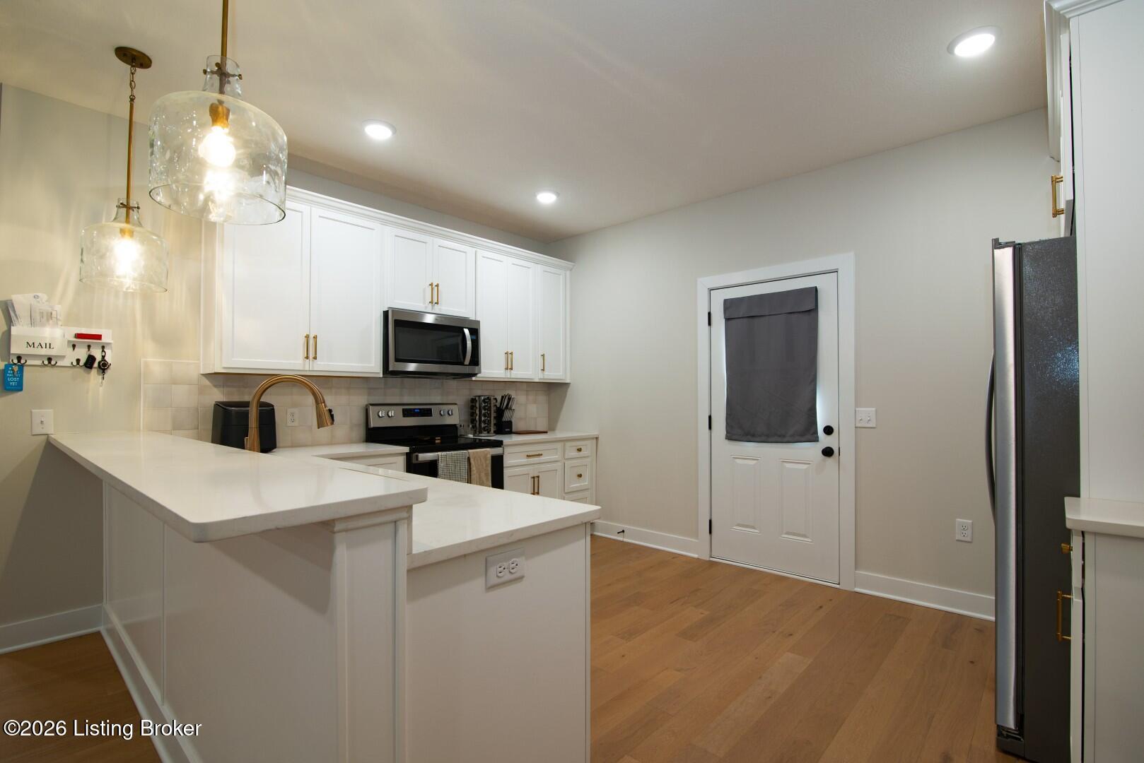308 Lincoln St Property Photo 17