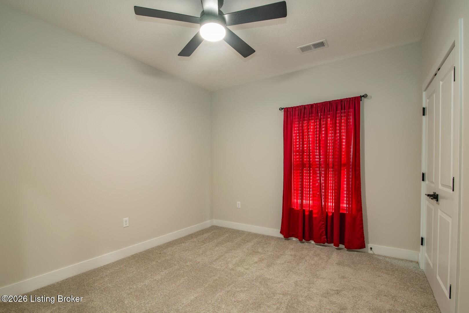 308 Lincoln St Property Photo 31