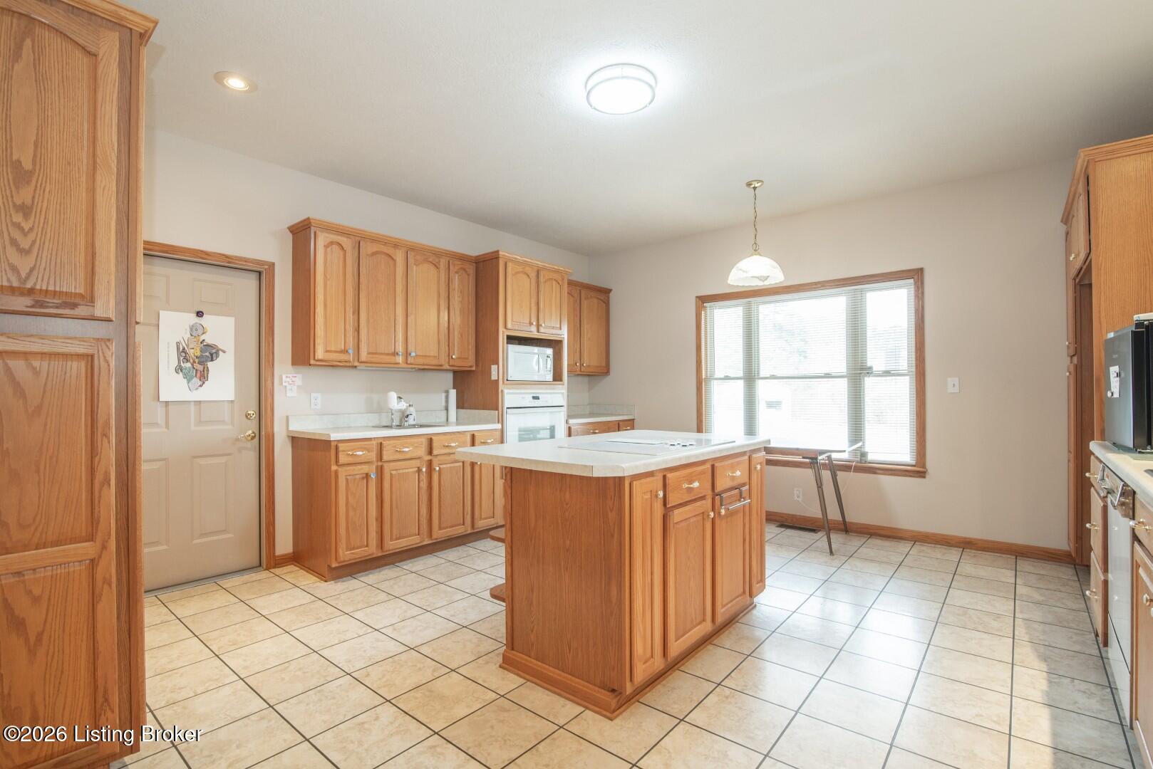 614 Lilac Rd Property Photo 29