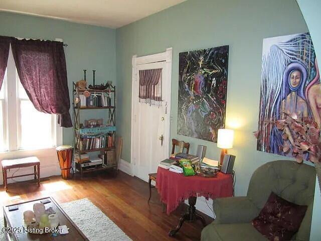 164 N Bellaire Ave Property Photo 4
