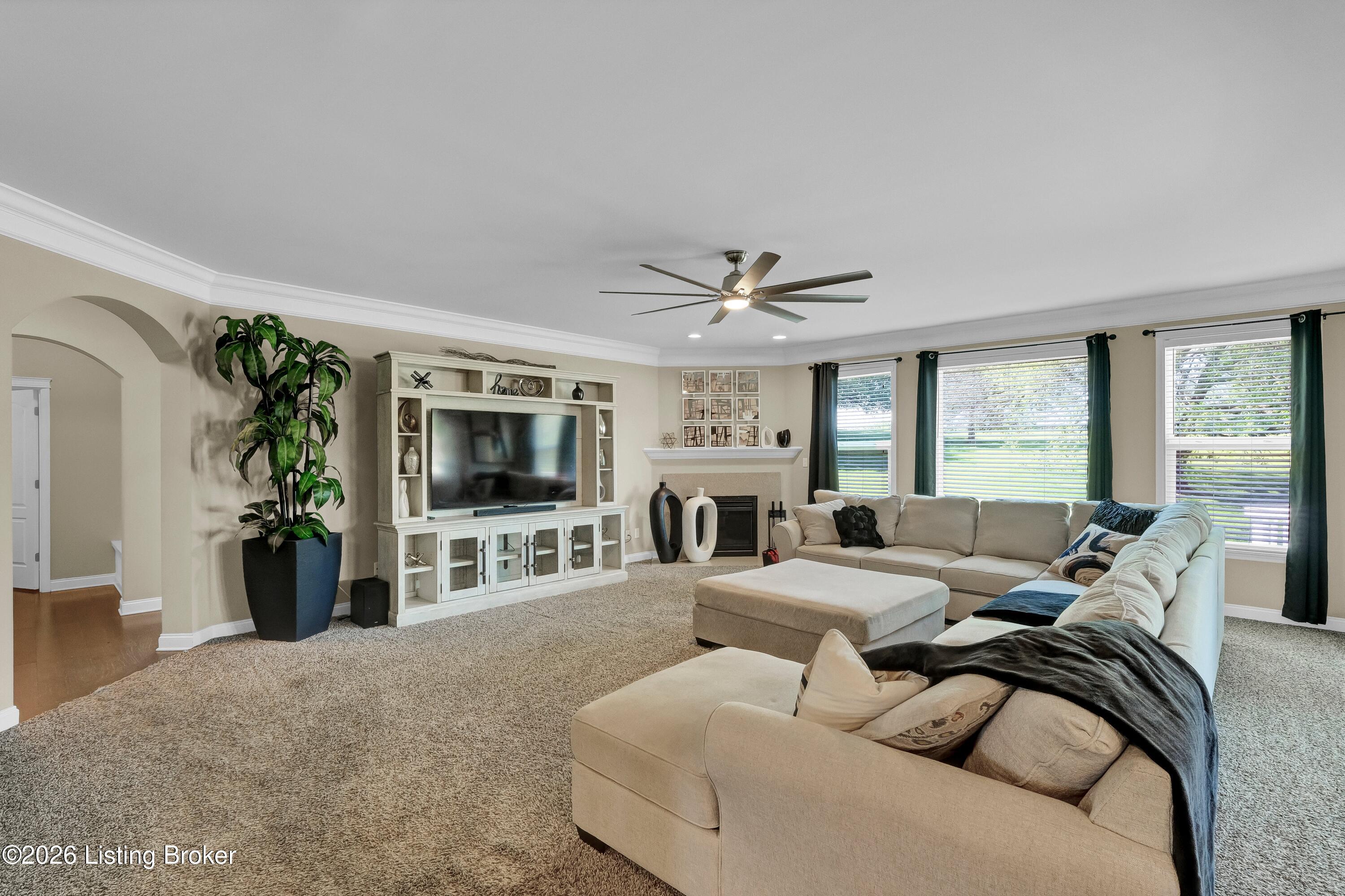 89 Persimmon Ridge Dr Property Photo 4