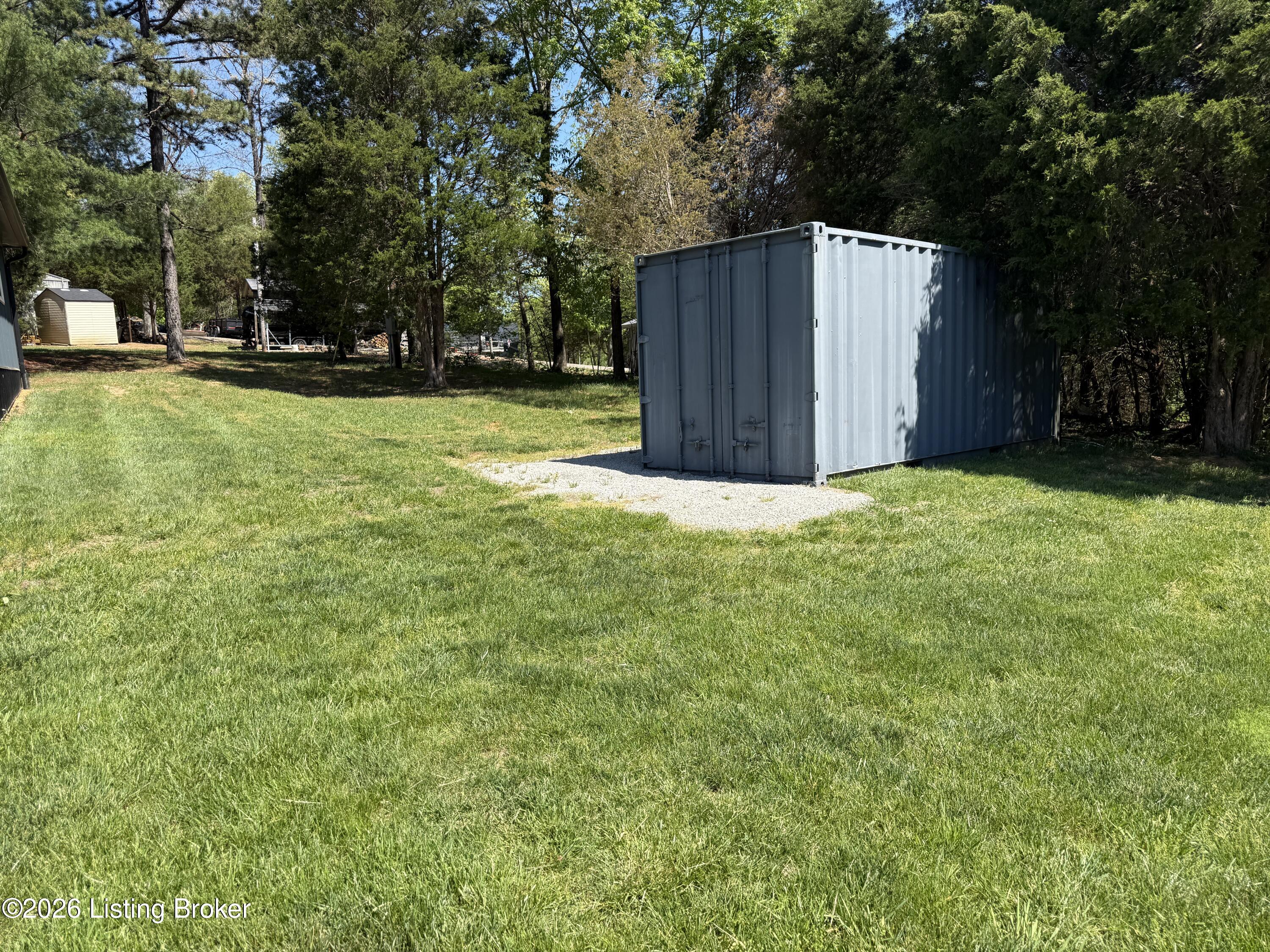 161 Tomahawk Cir Property Photo 4