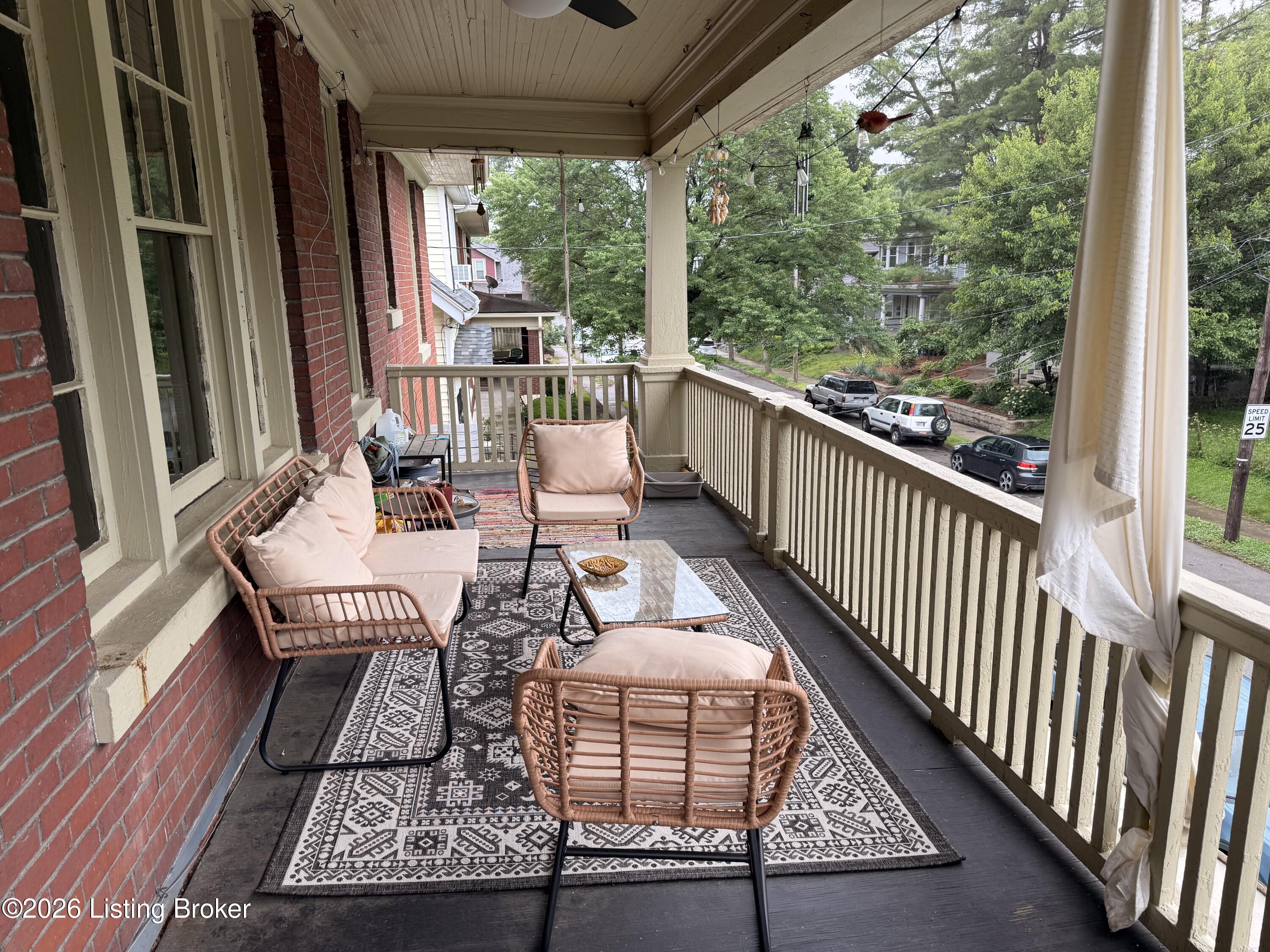 1603 Chichester Ave Property Photo 4
