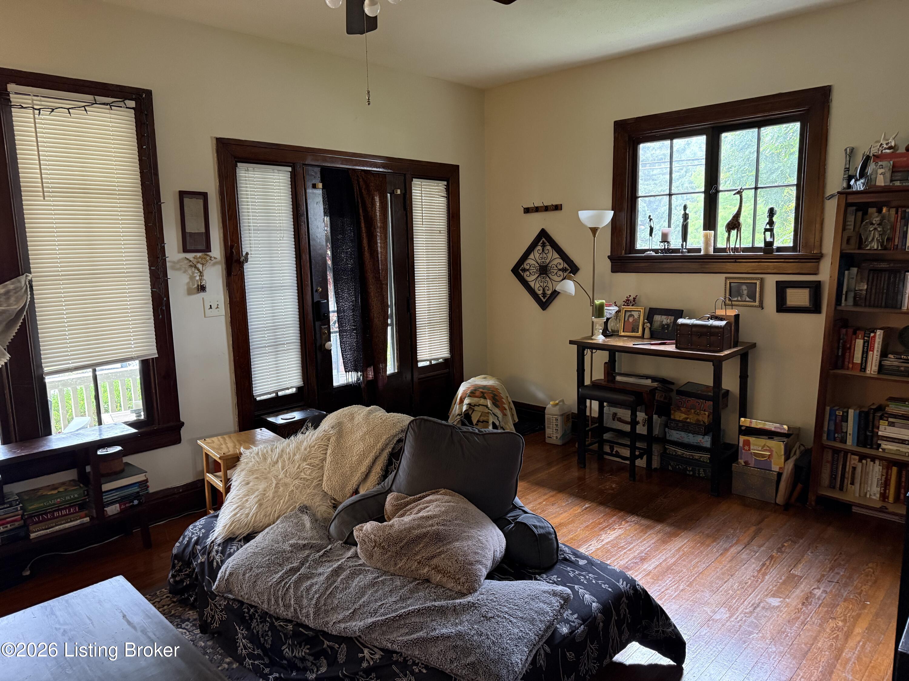 1603 Chichester Ave Property Photo 12