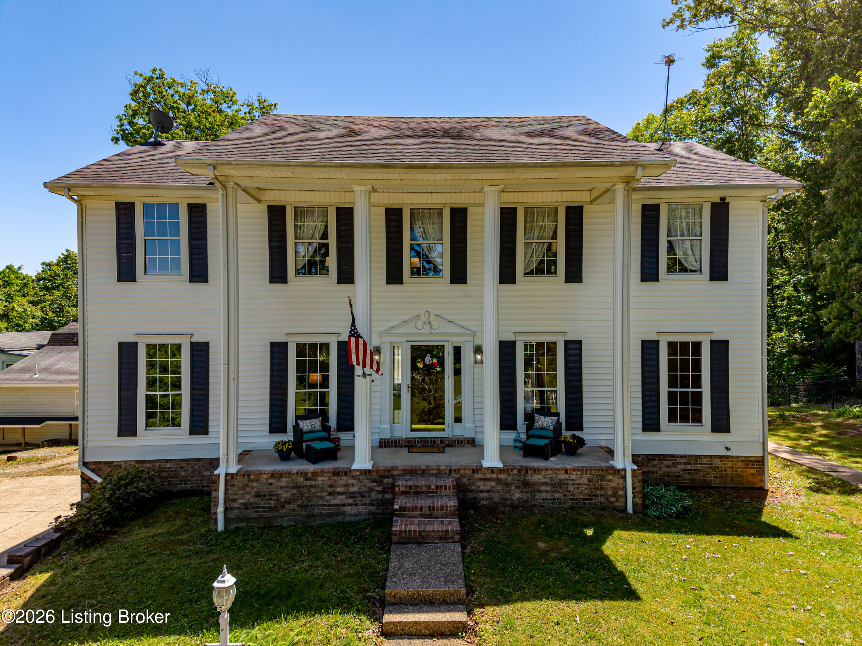 7 Oakwood Ct