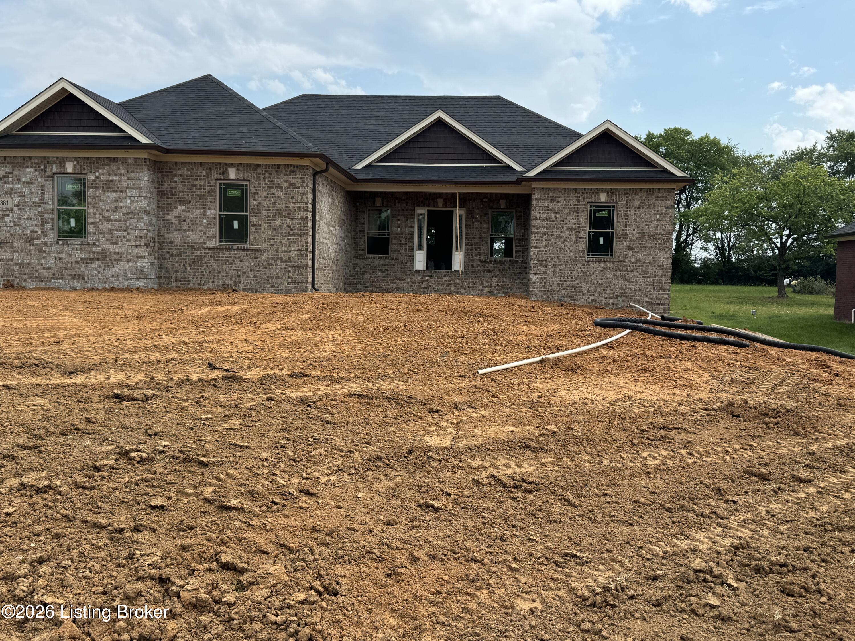 381 Robin Way Property Photo 2