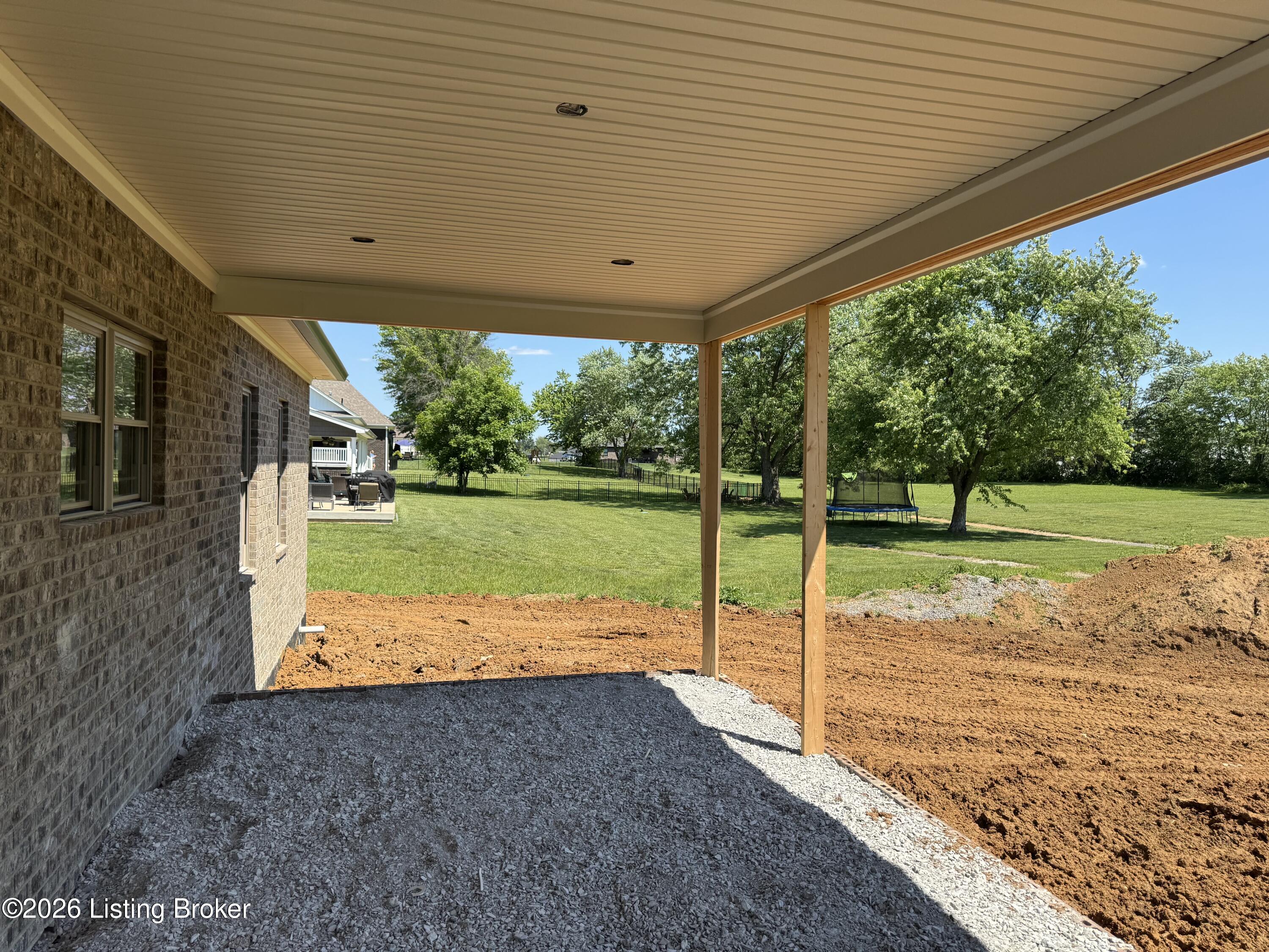 381 Robin Way Property Photo 11