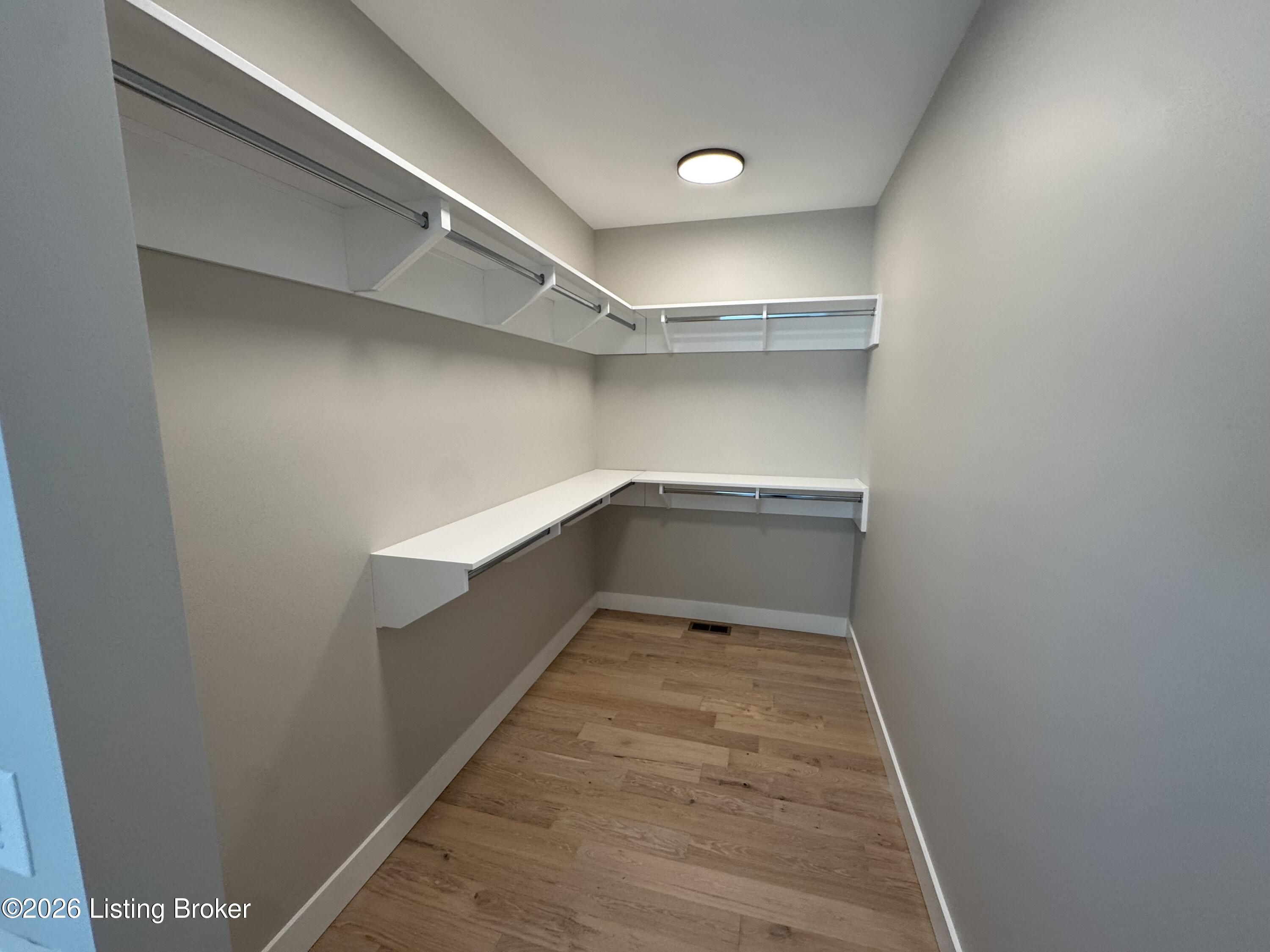 381 Robin Way Property Photo 18