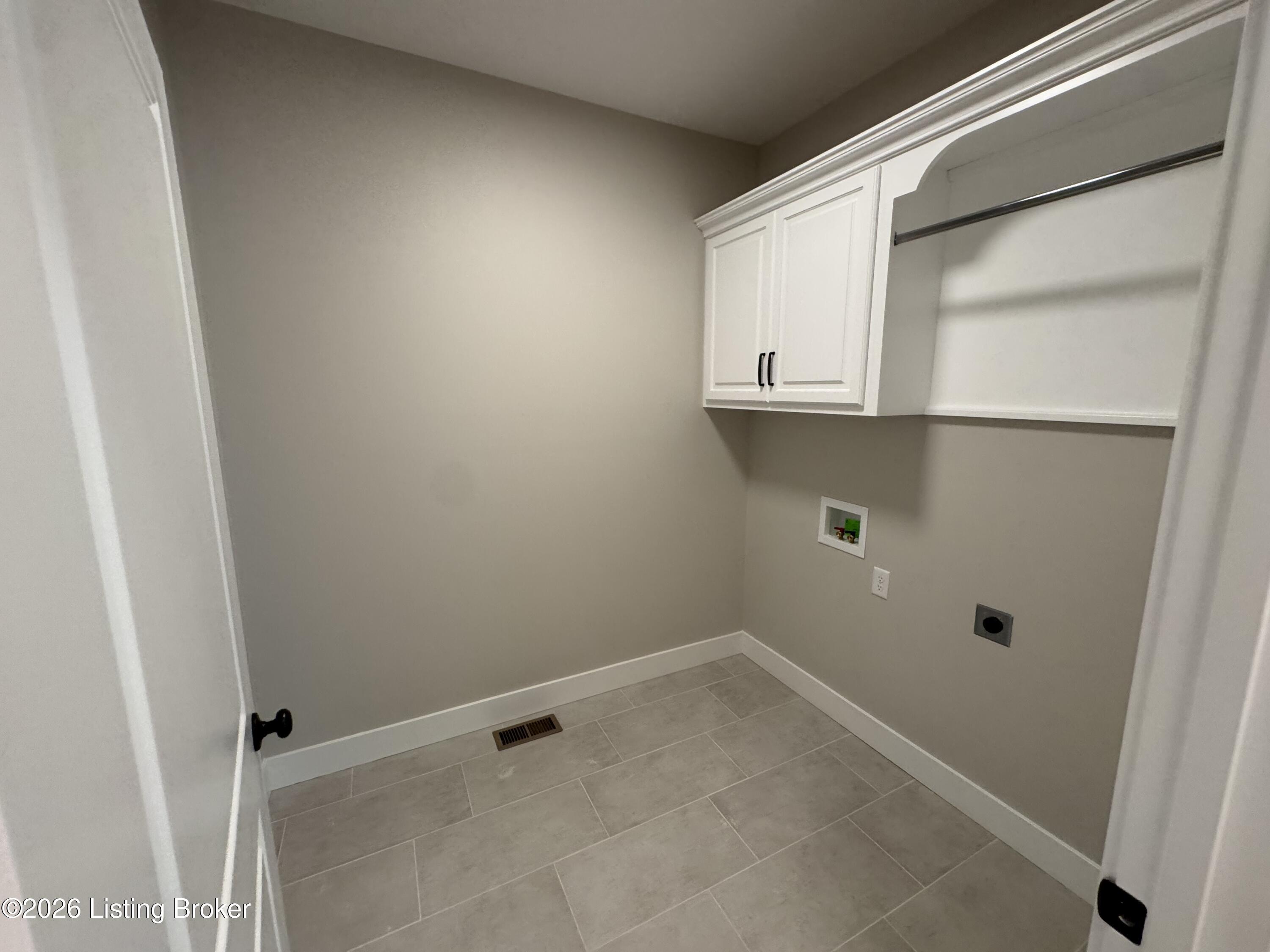 381 Robin Way Property Photo 19