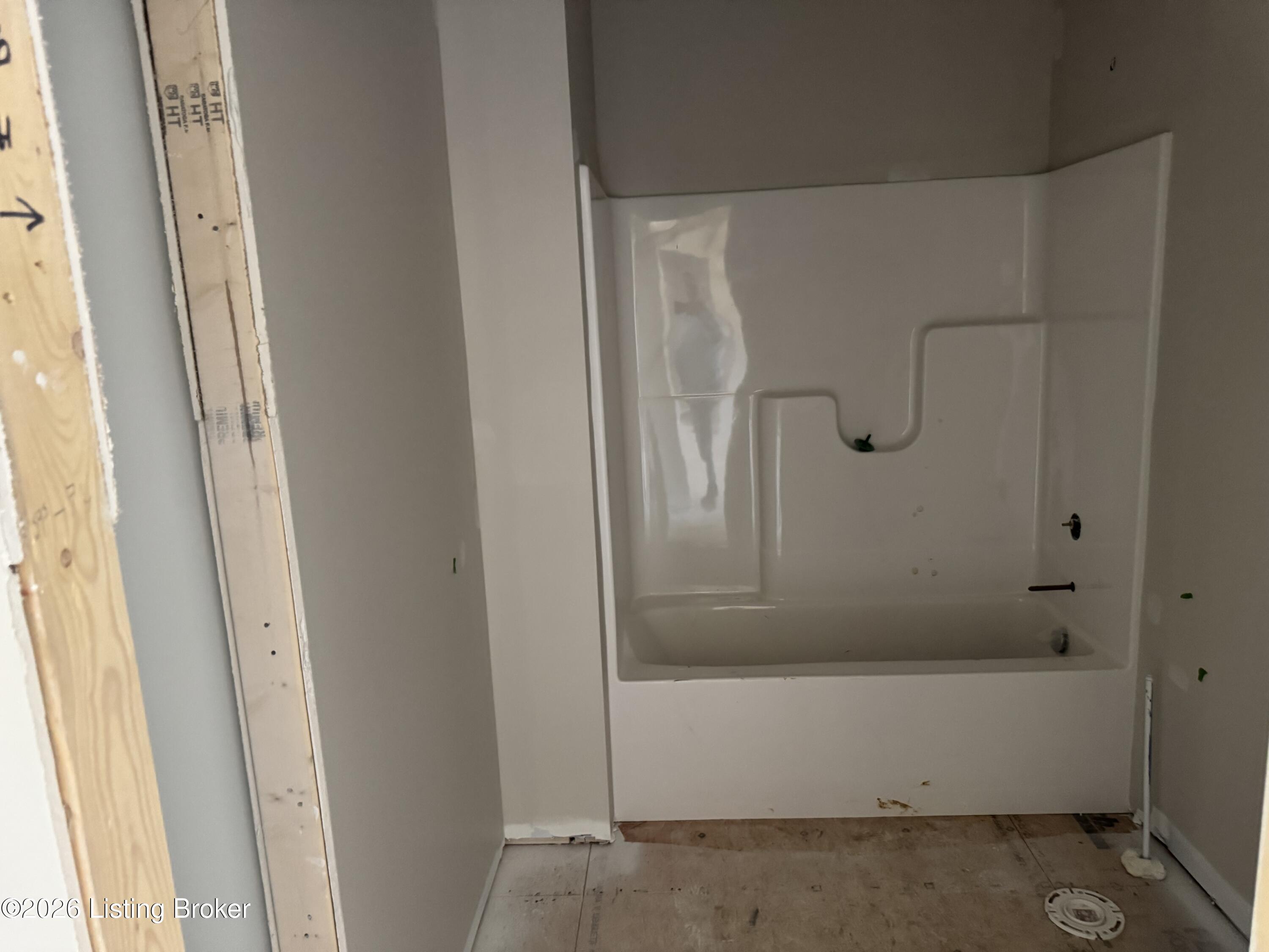 381 Robin Way Property Photo 22