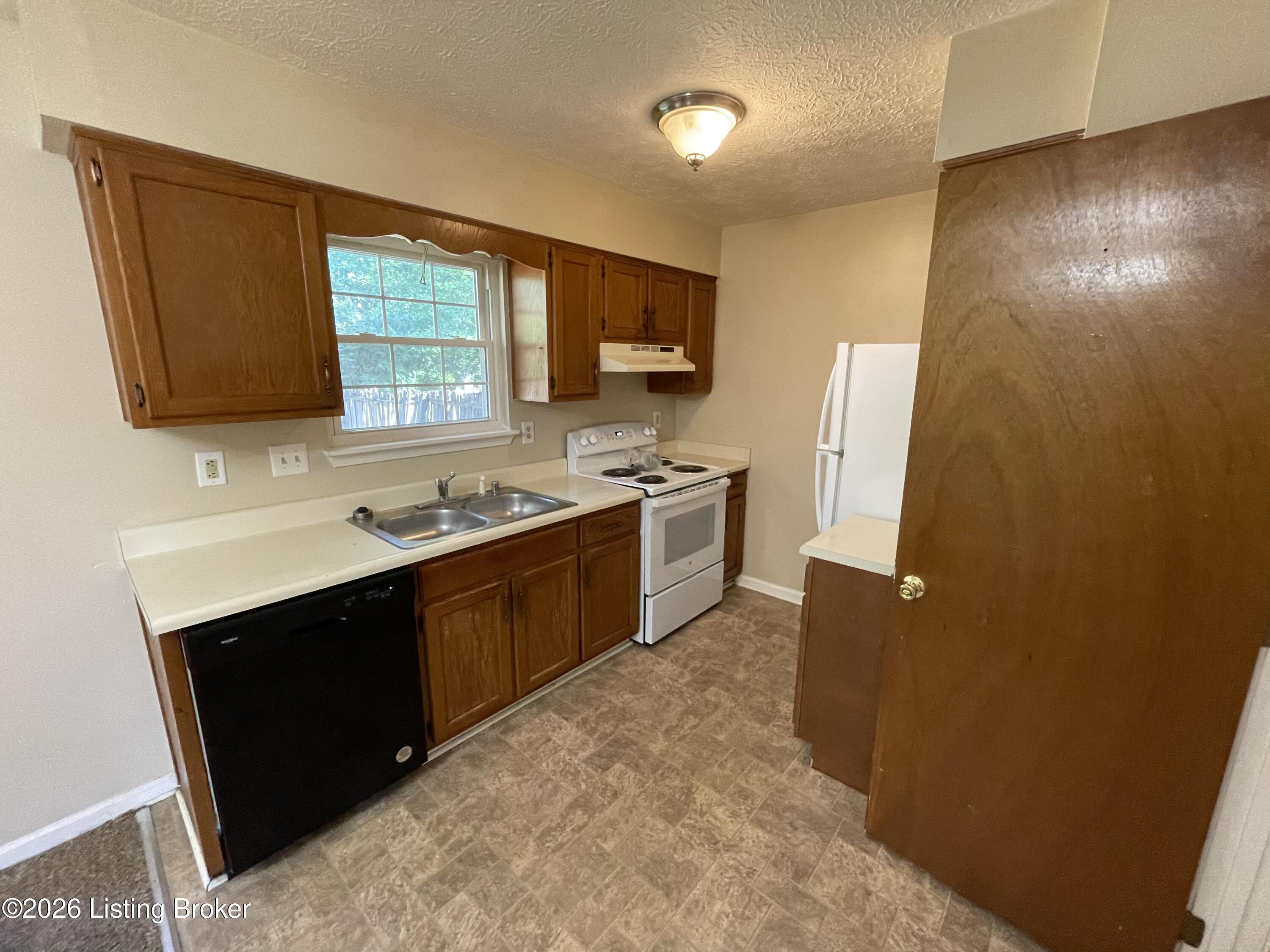 11621 Tazwell Dr Property Photo 12