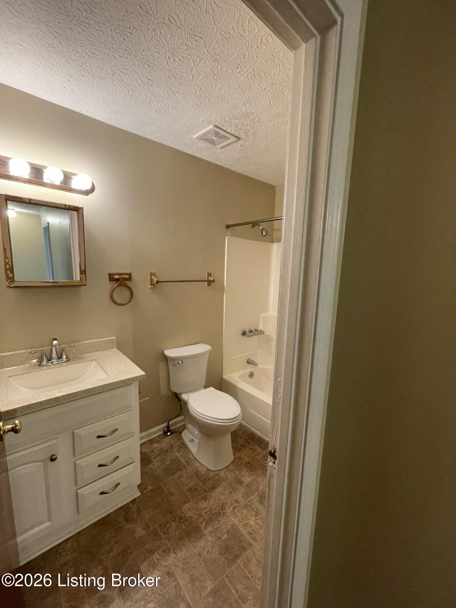 11621 Tazwell Dr Property Photo 34