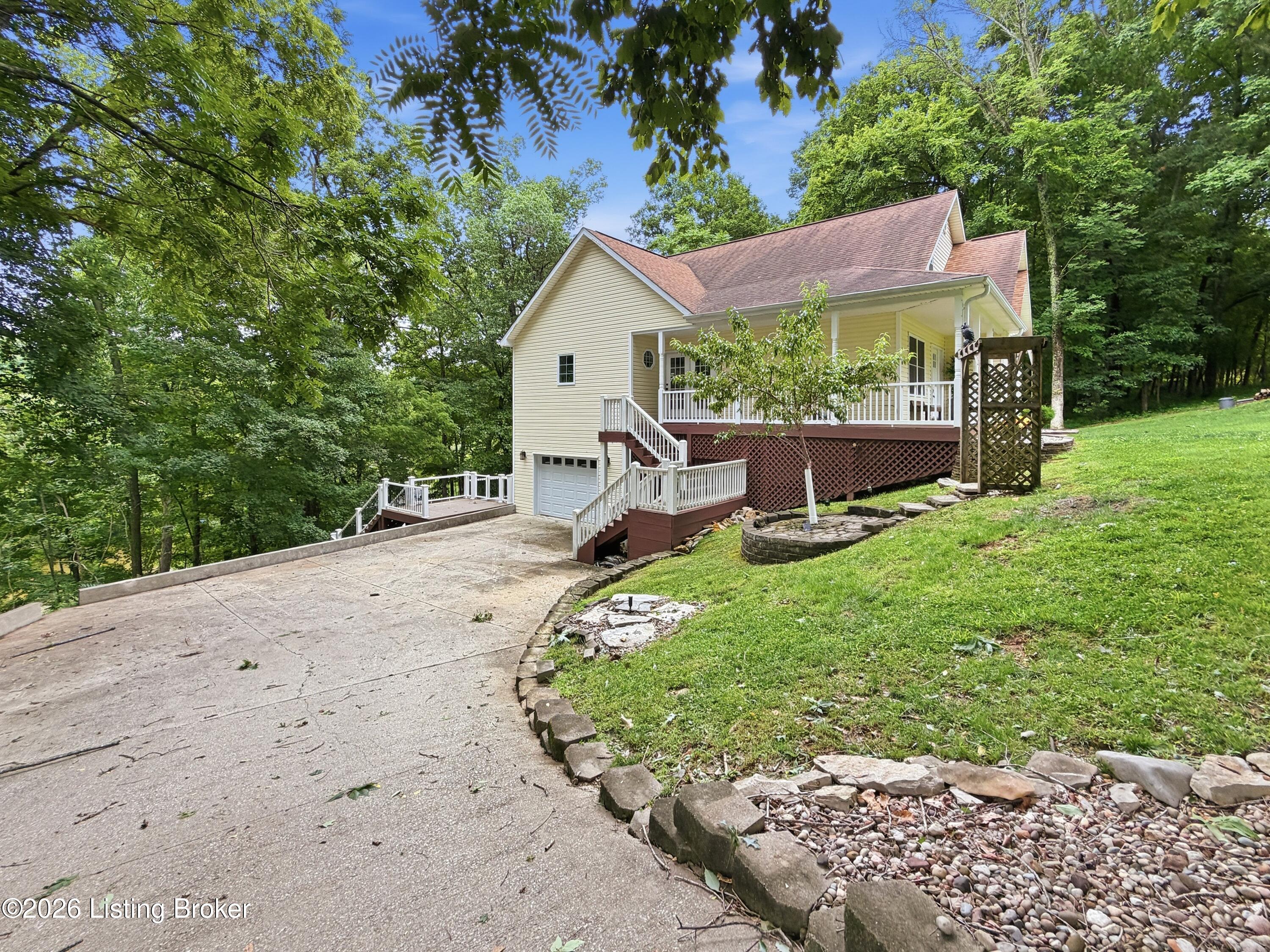 432 Long Needle Rd Property Photo 5