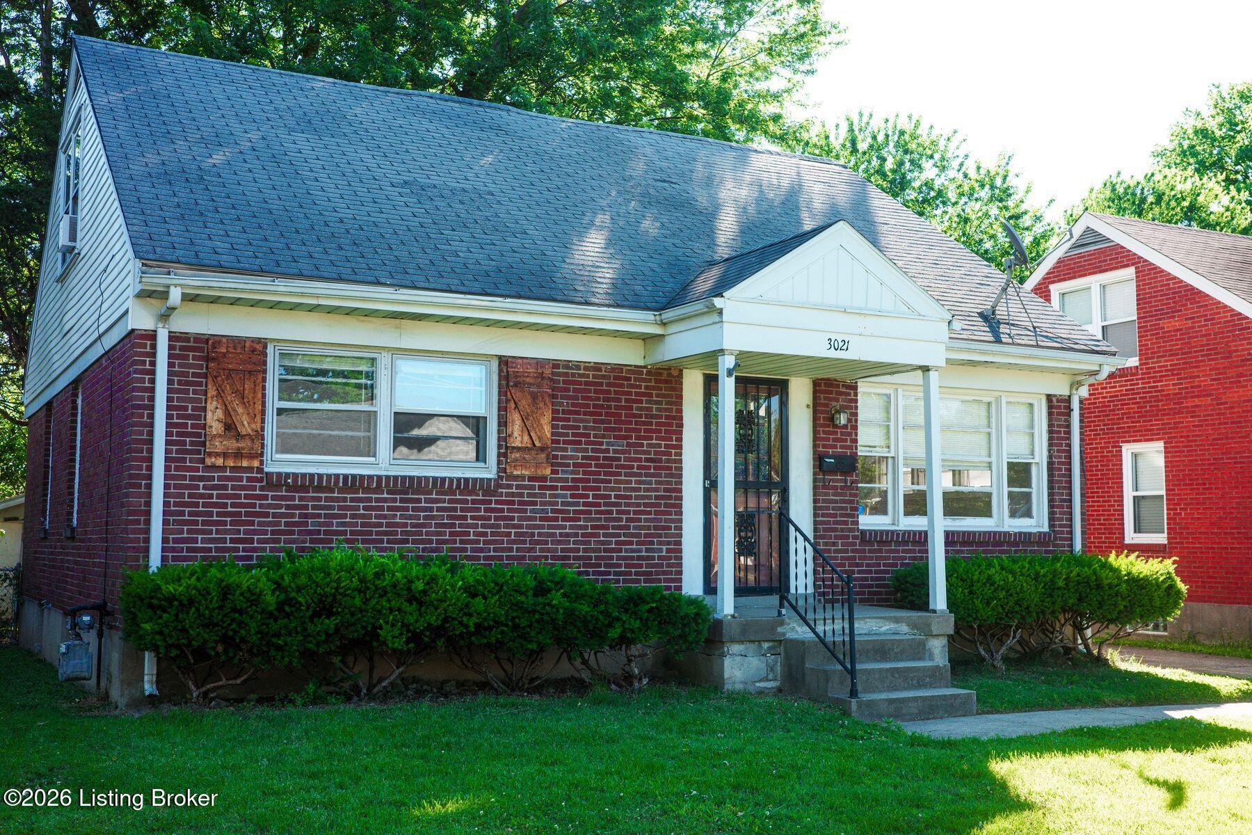 3021 Wedgewood Way Property Photo 2