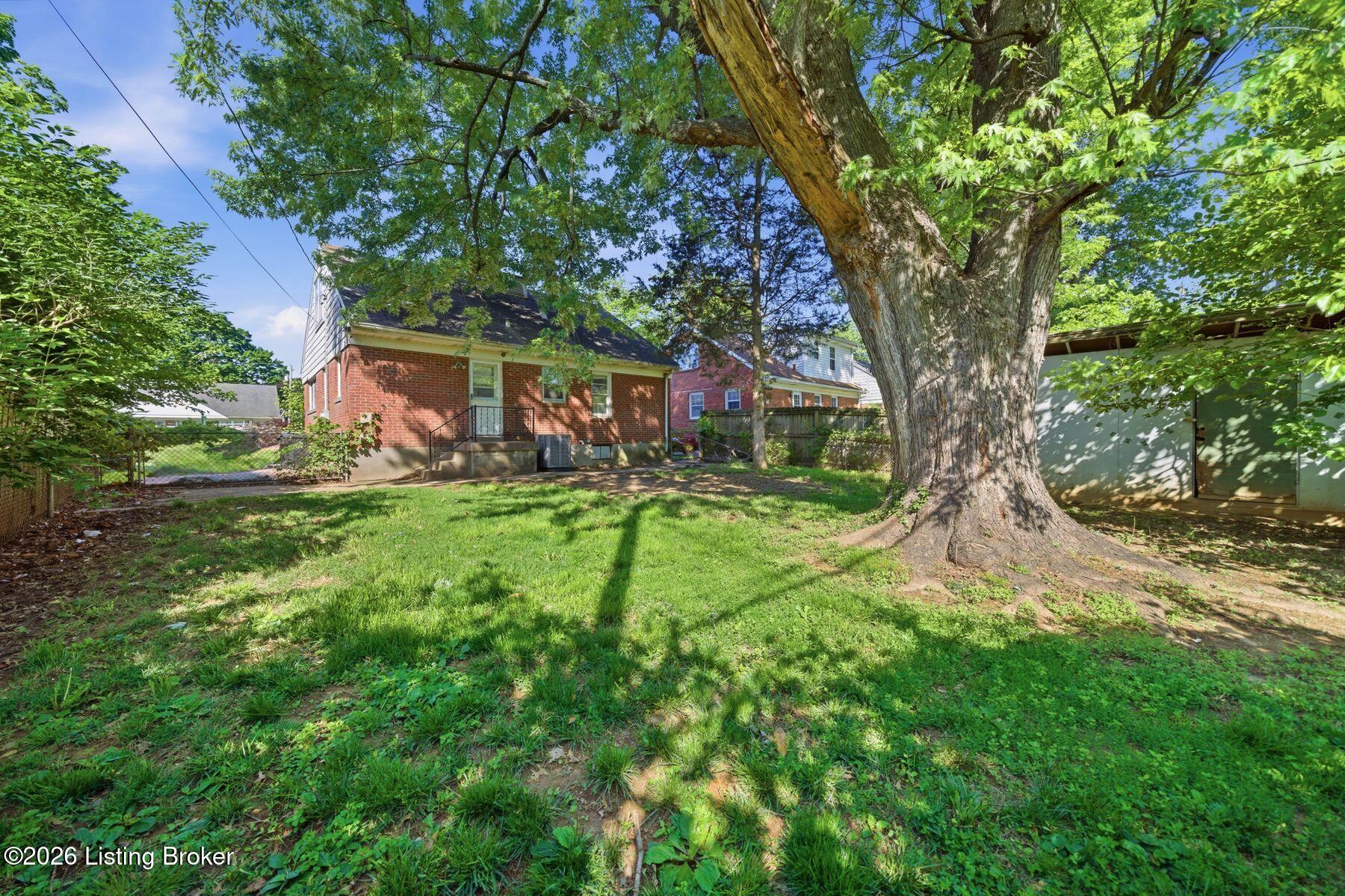 3021 Wedgewood Way Property Photo 24