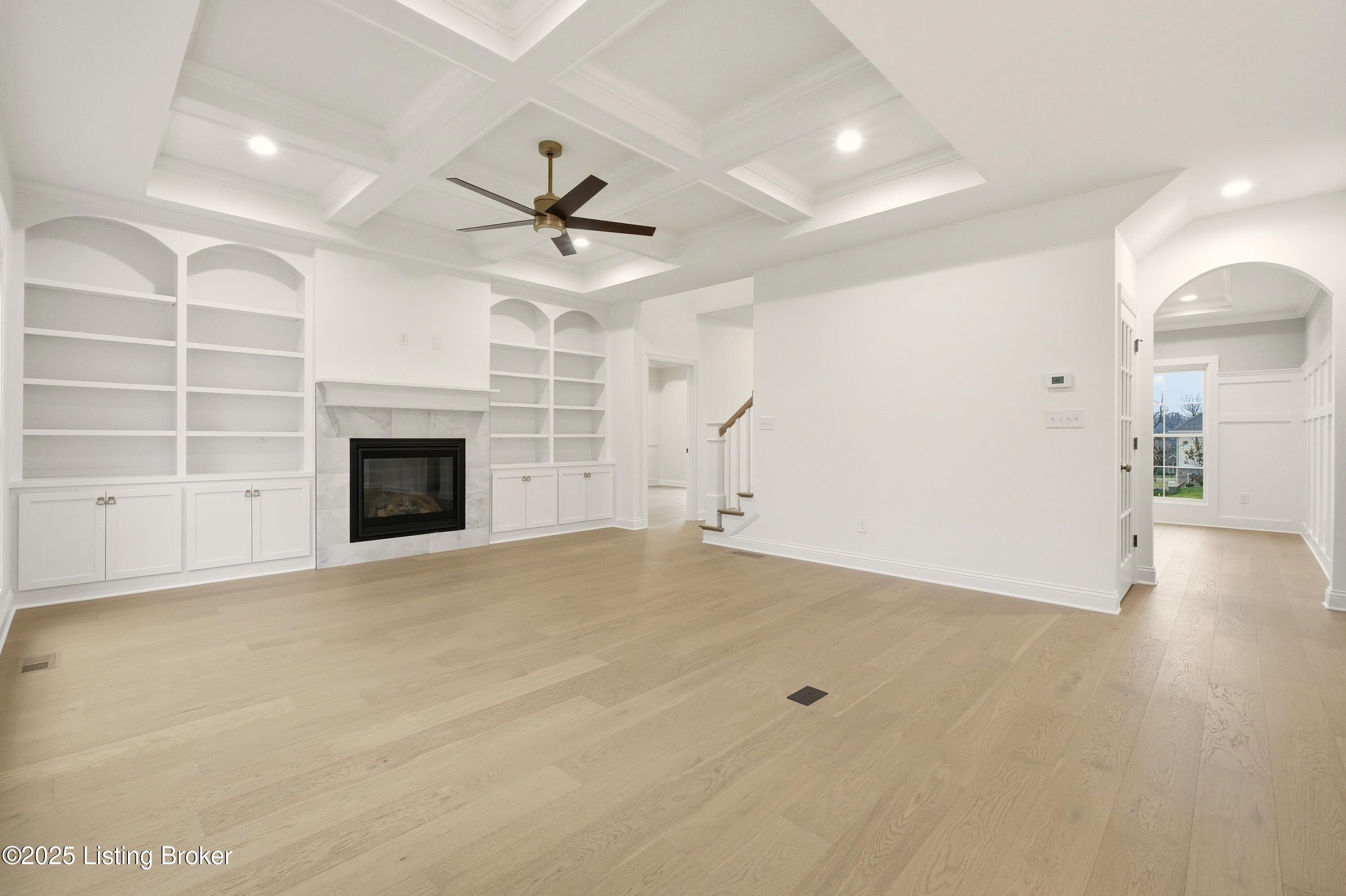 4011 Thomas Farm Dr Property Photo 9
