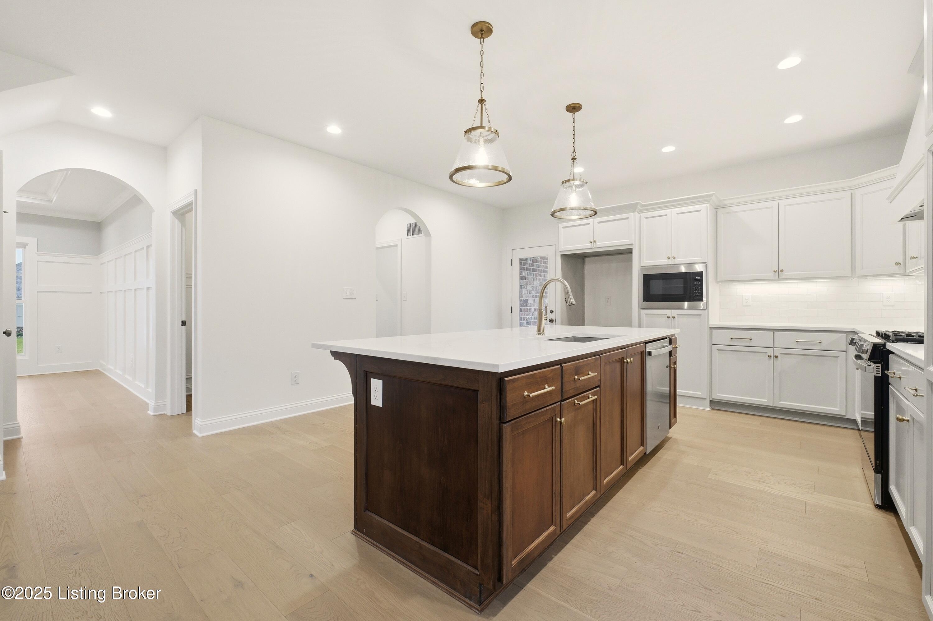 4011 Thomas Farm Dr Property Photo 10
