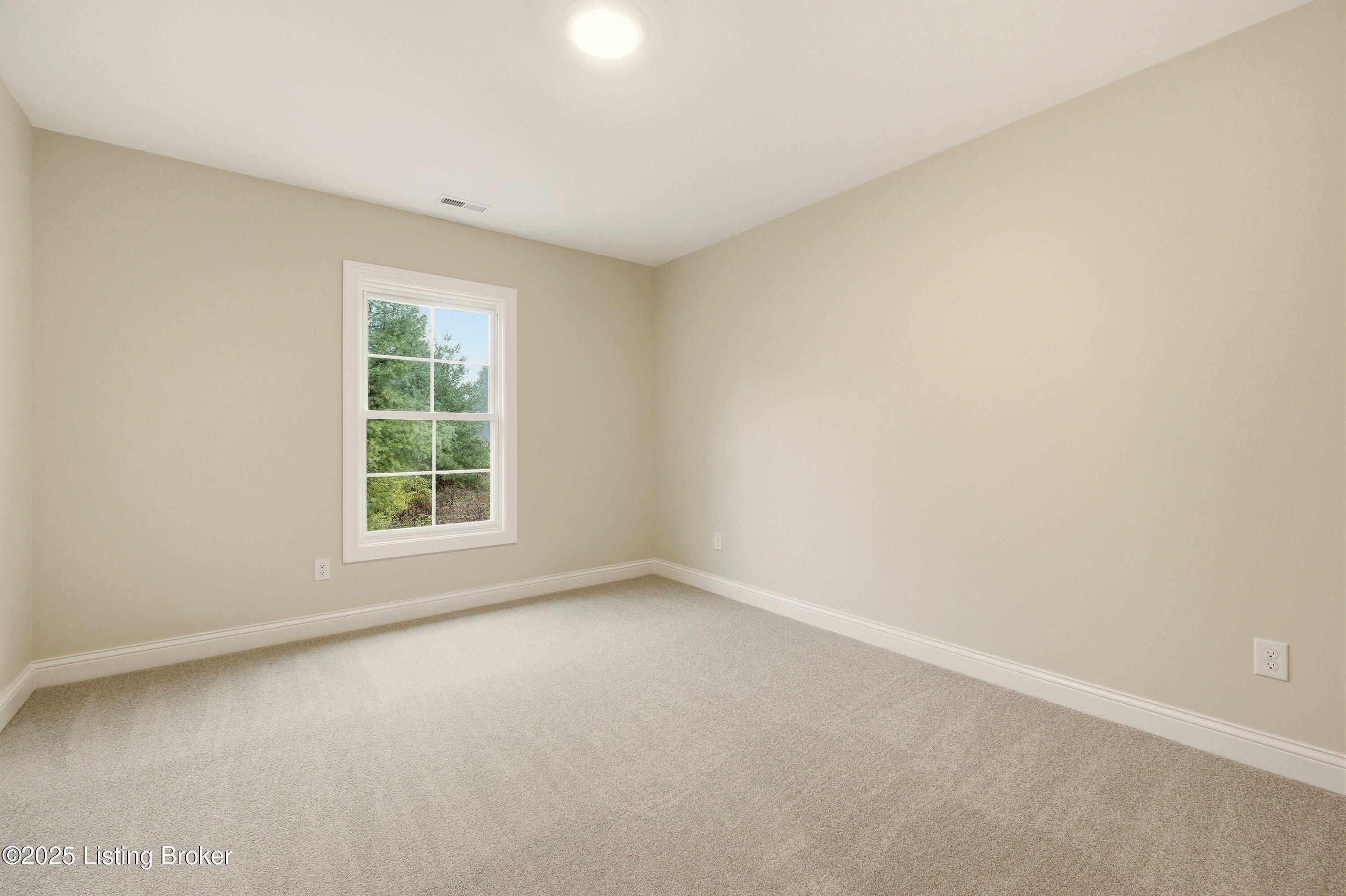 4011 Thomas Farm Dr Property Photo 24