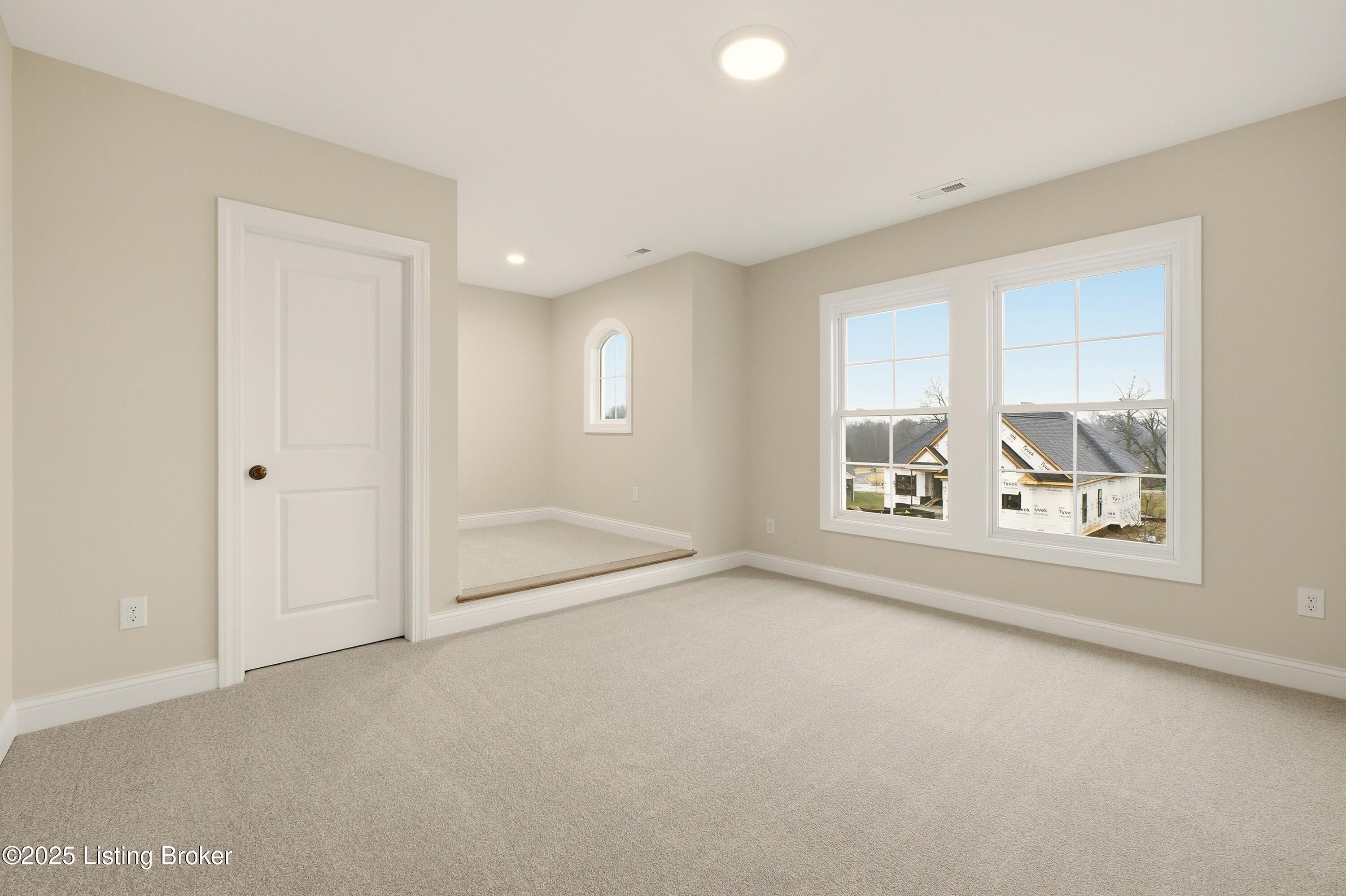 4011 Thomas Farm Dr Property Photo 26